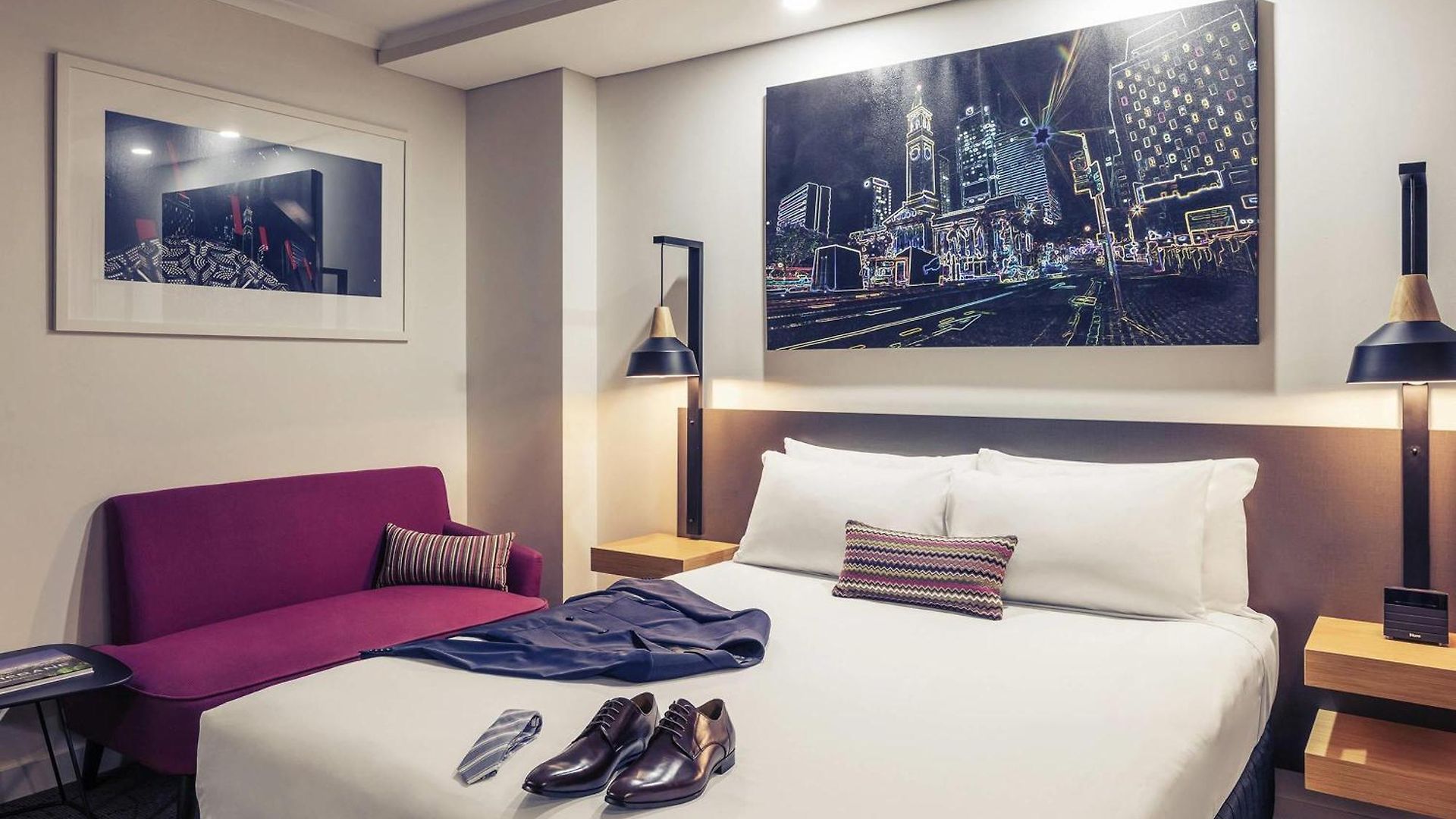 Mercure King George Square Hotel 4*