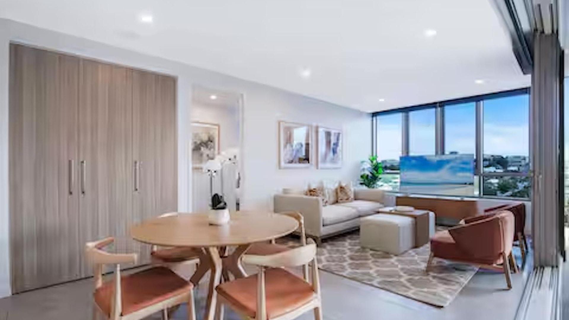Gabba Oasis - Luxury 3br & Pool Brisbane