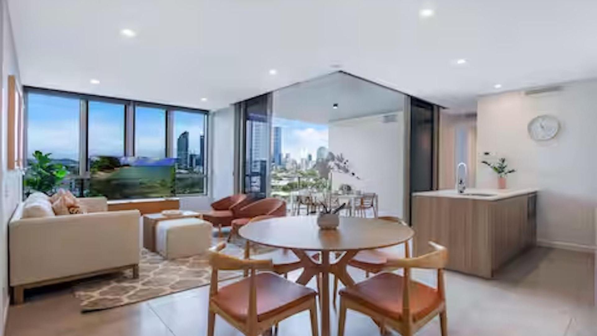 Gabba Oasis - Luxury 3br & Pool