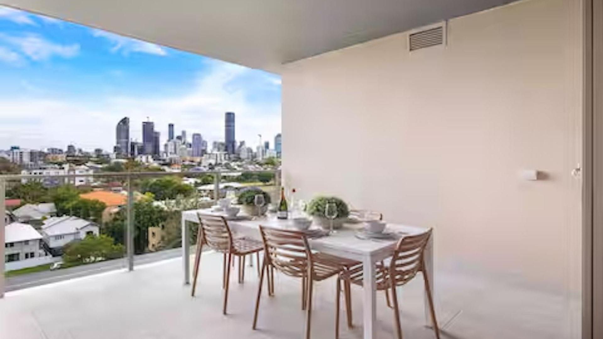 Gabba Oasis - Luxury 3br & Pool *