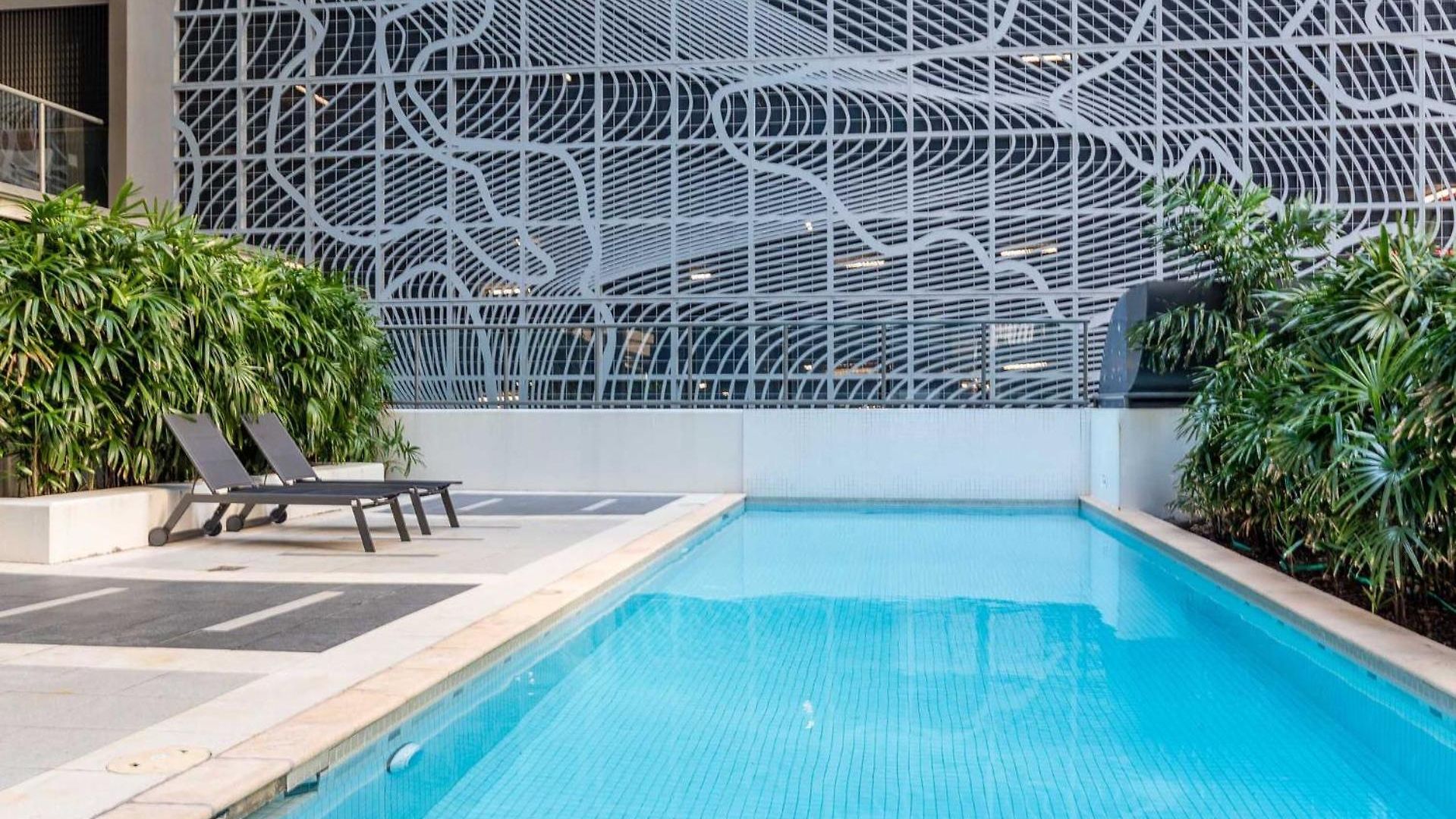 Apartment Skyline Viewpoint Escape Parking - Pool - Gym