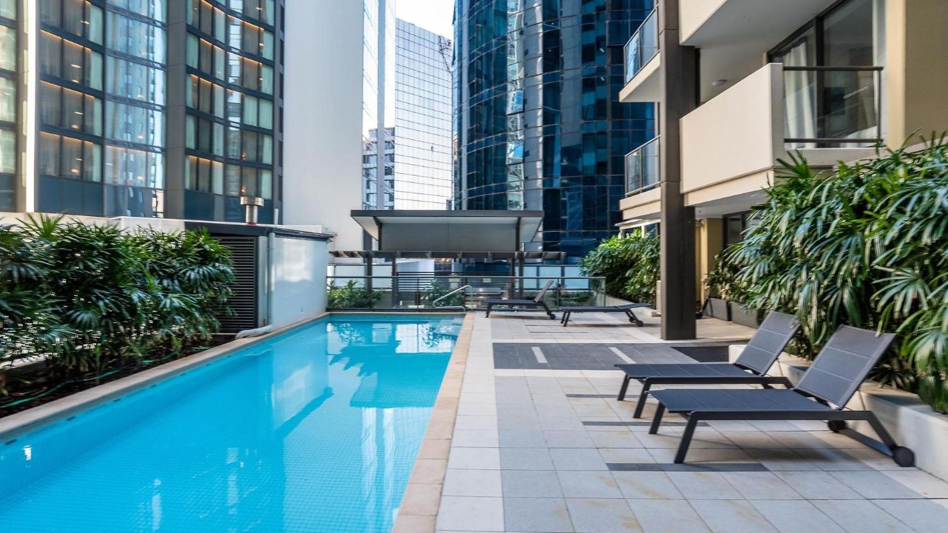 Skyline Viewpoint Escape Parking - Pool - Gym Apartment Brisbane