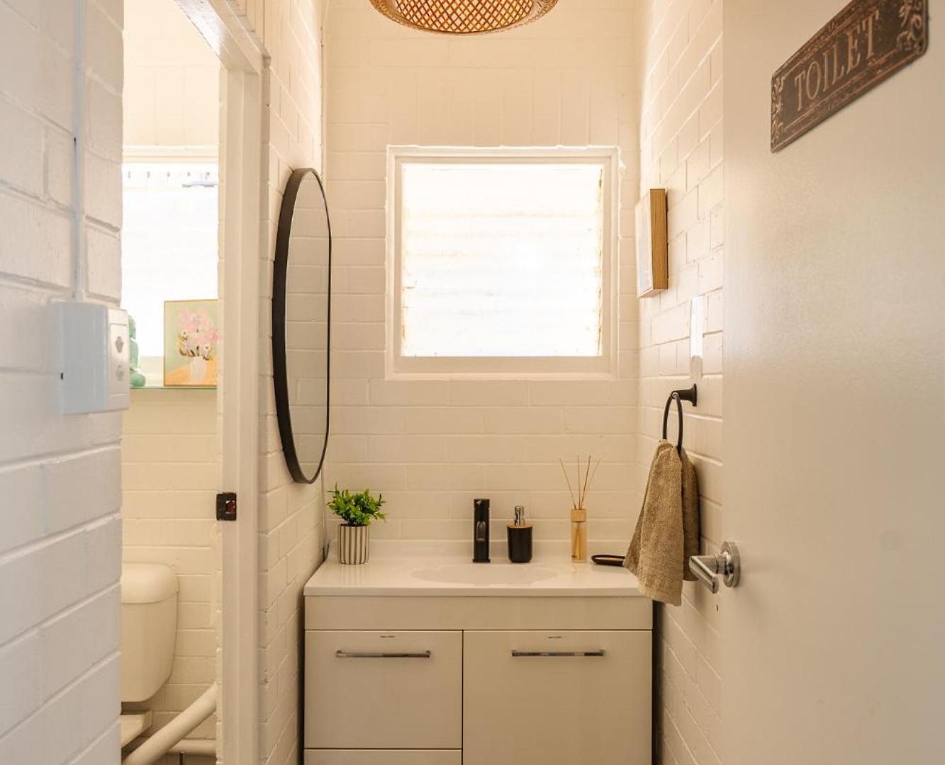Hot Tub, Ice Bath, Gym, Sauna, Pool Table Coorparoo Haven Homestay