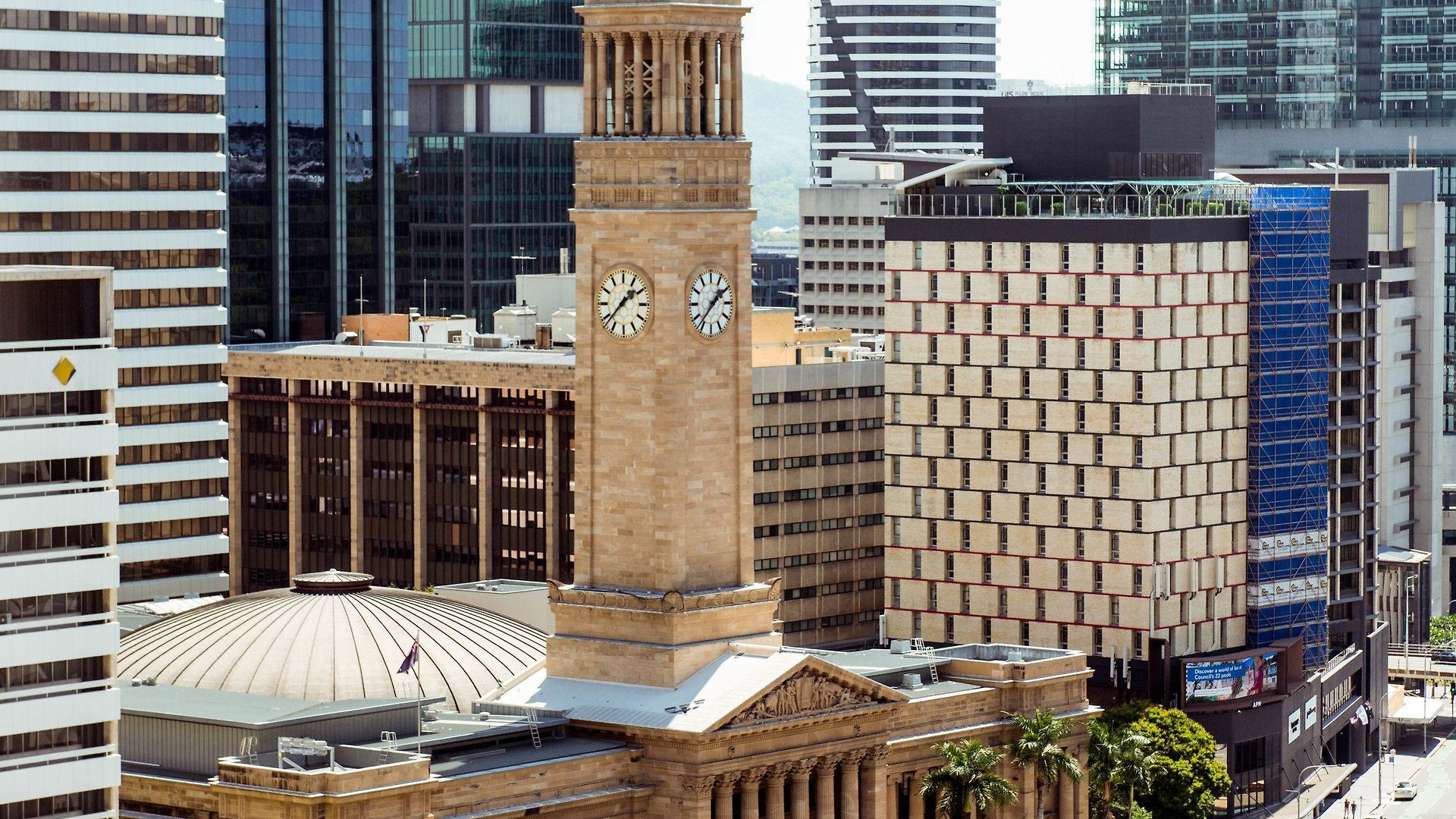 Intercontinental By Ihg Hotel 5*
