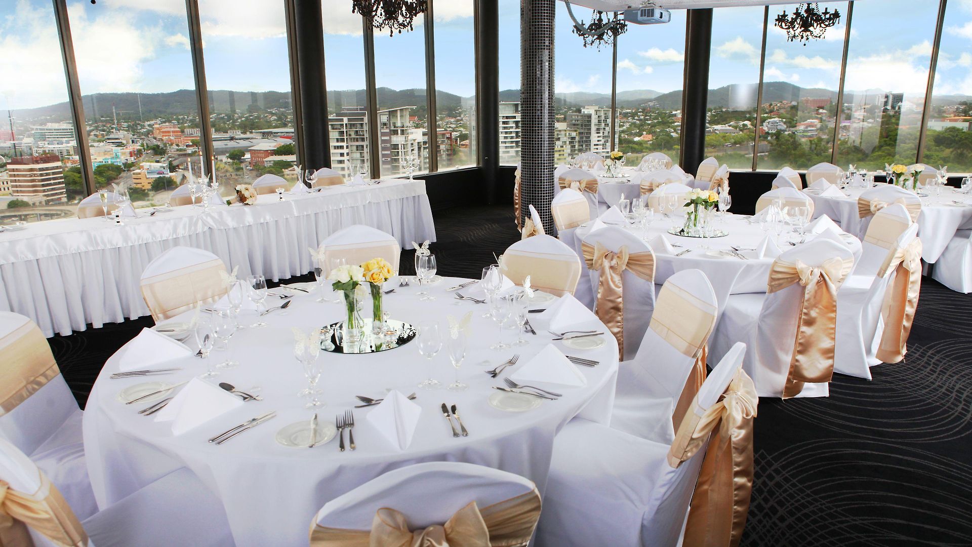 Mercure Spring Hill 4*