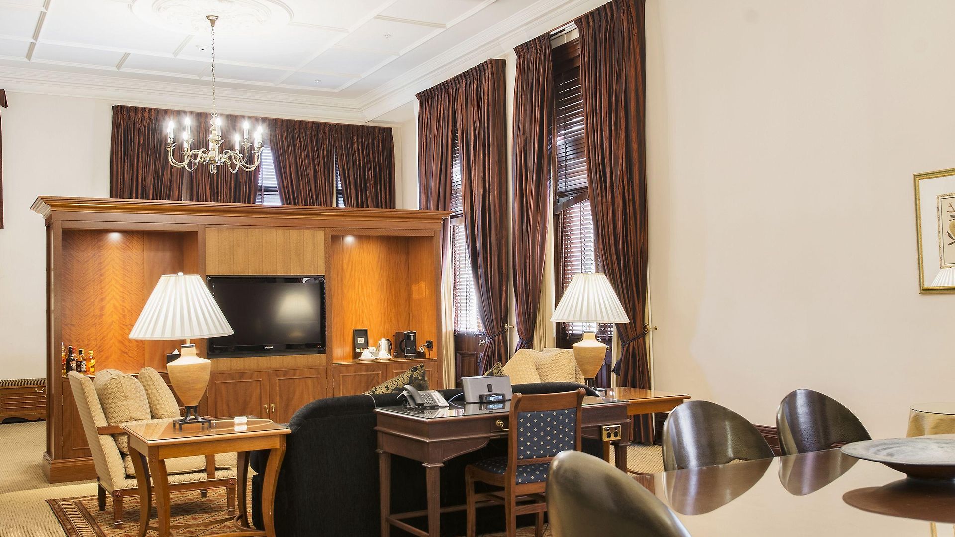 Hotel Treasury