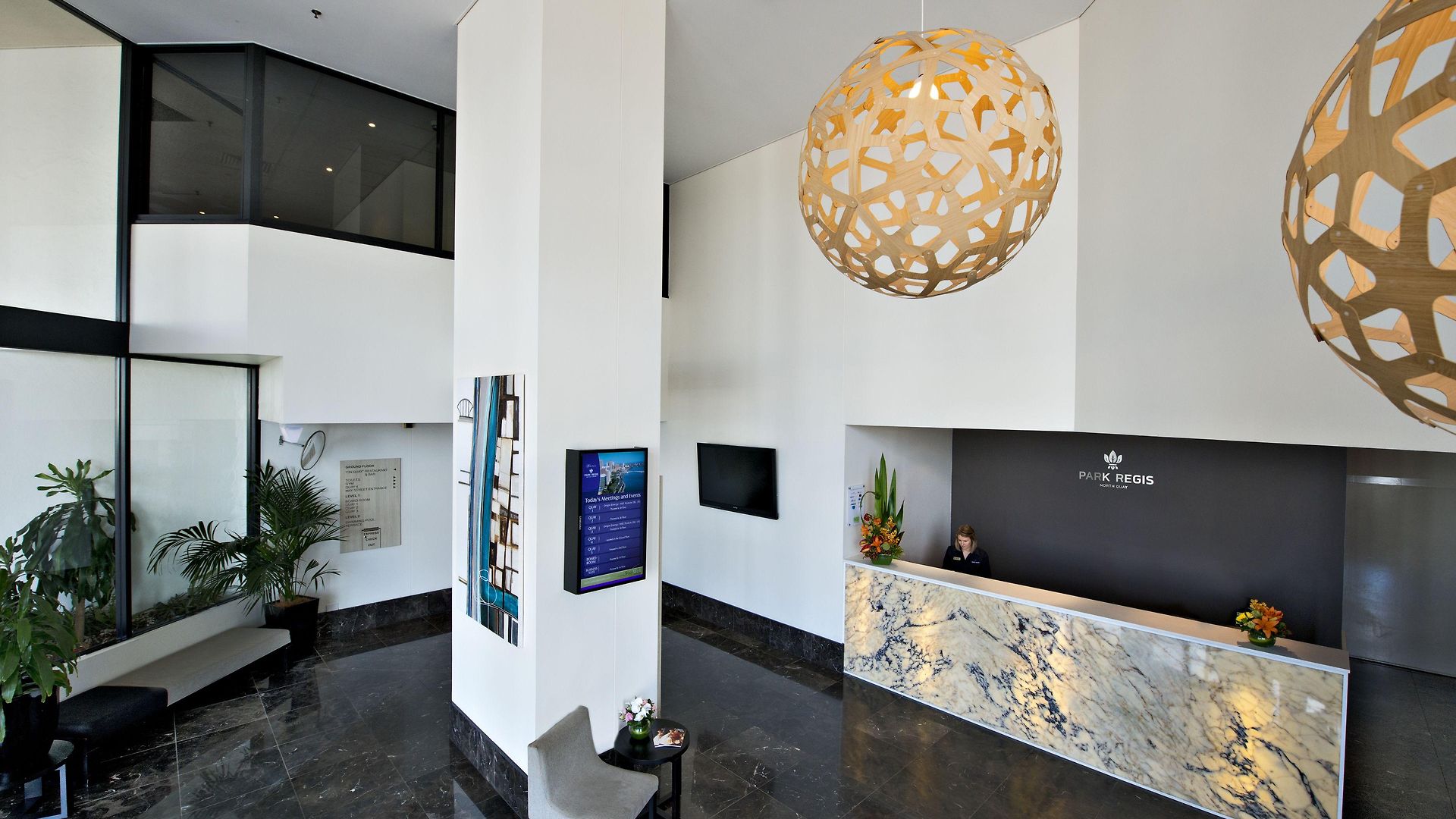Aparthotel Park Regis North Quay