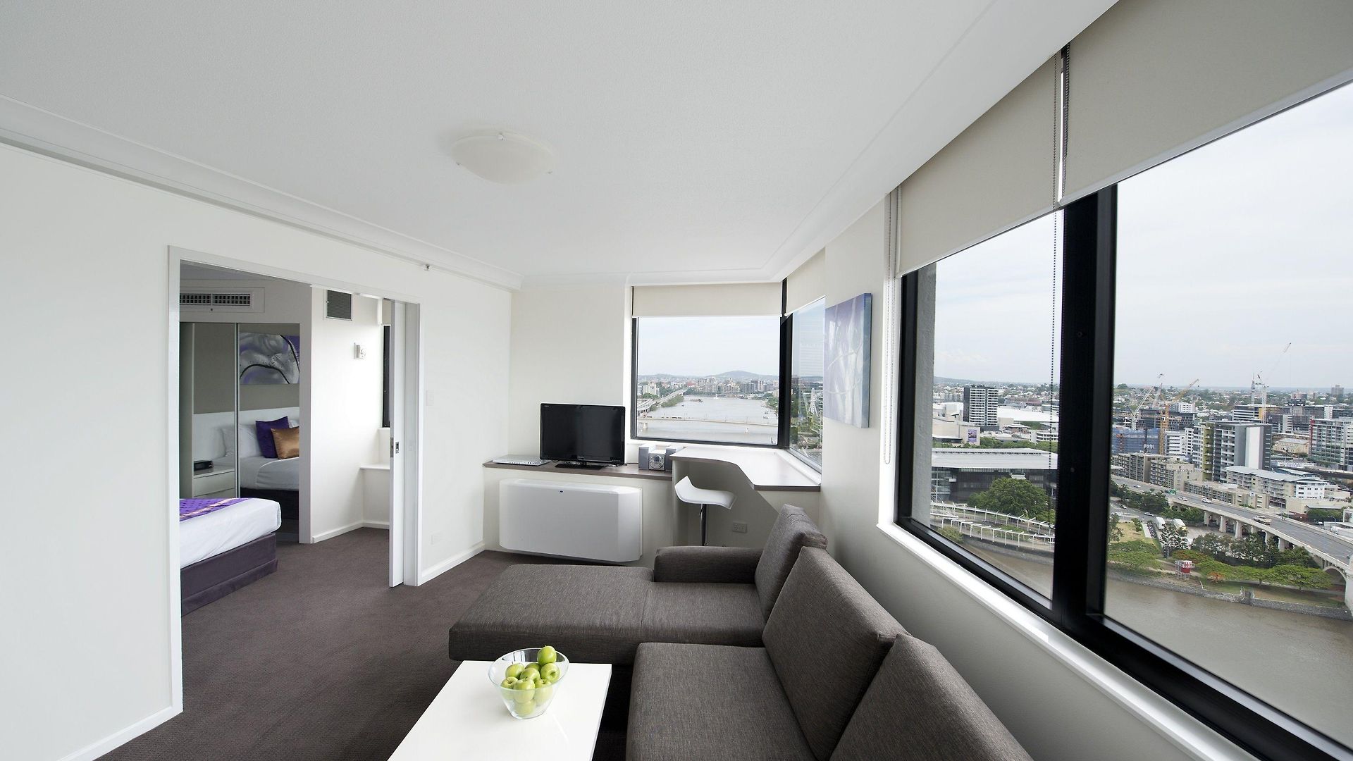 Aparthotel Park Regis North Quay