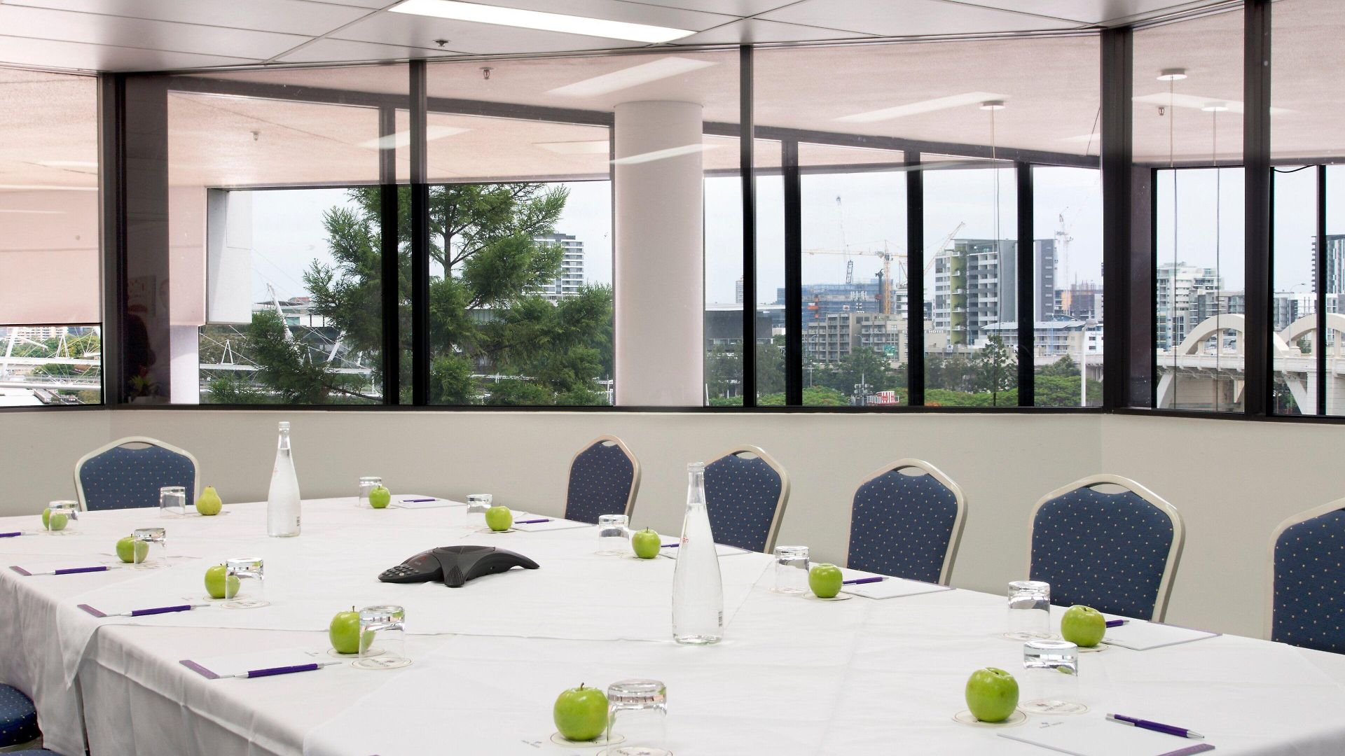 Park Regis North Quay Aparthotel 4*