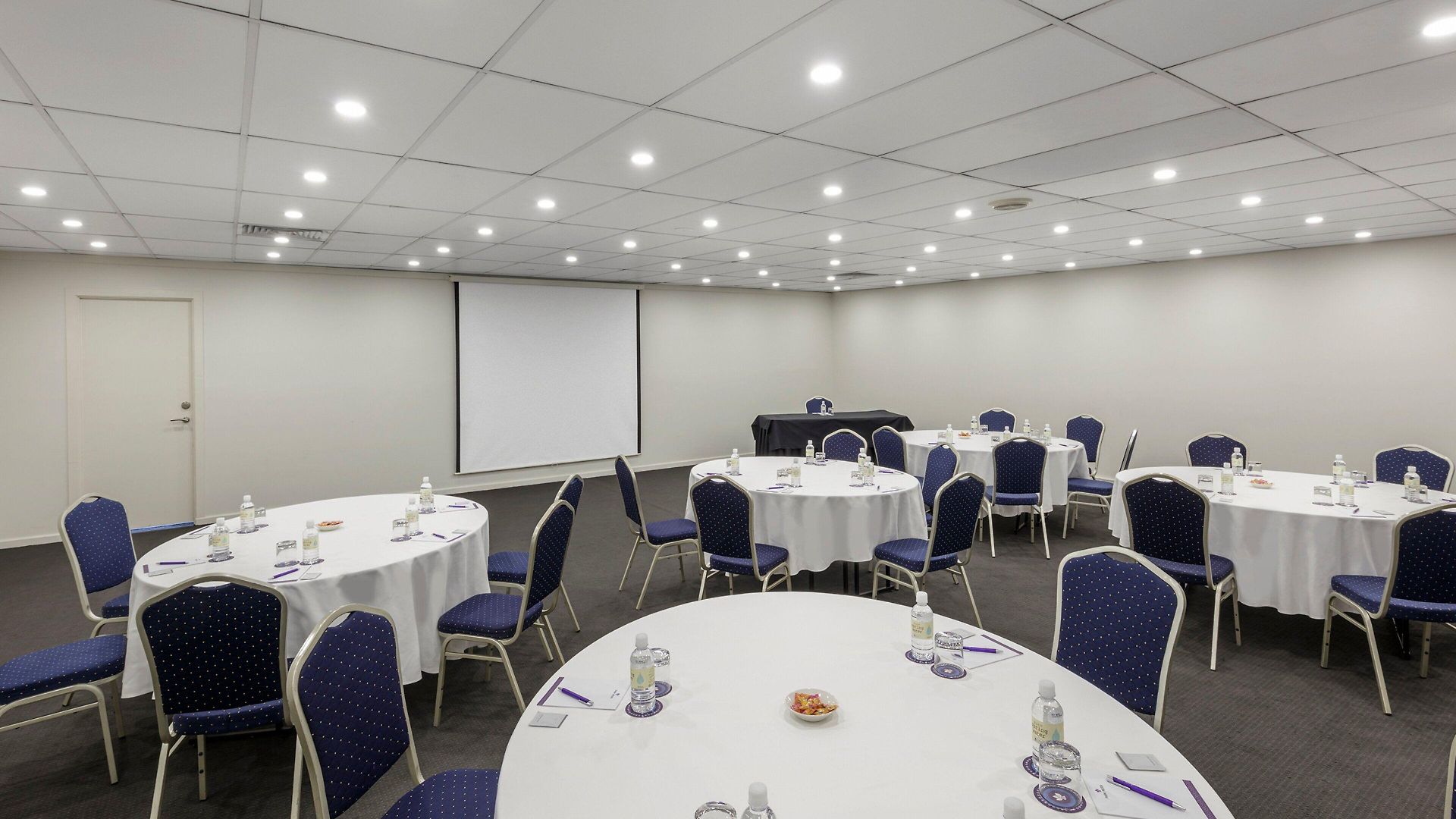 Park Regis North Quay Aparthotel