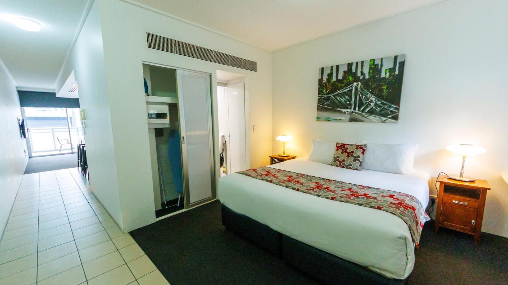 The Miro 4* Brisbane