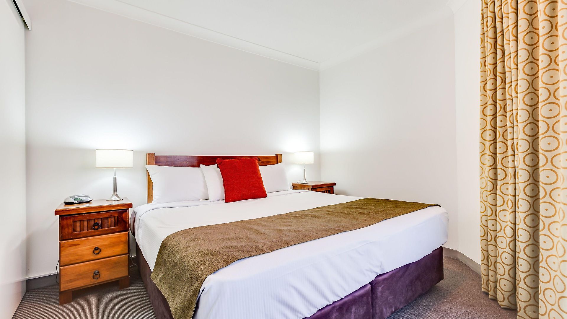 Hillcrest 4* Brisbane