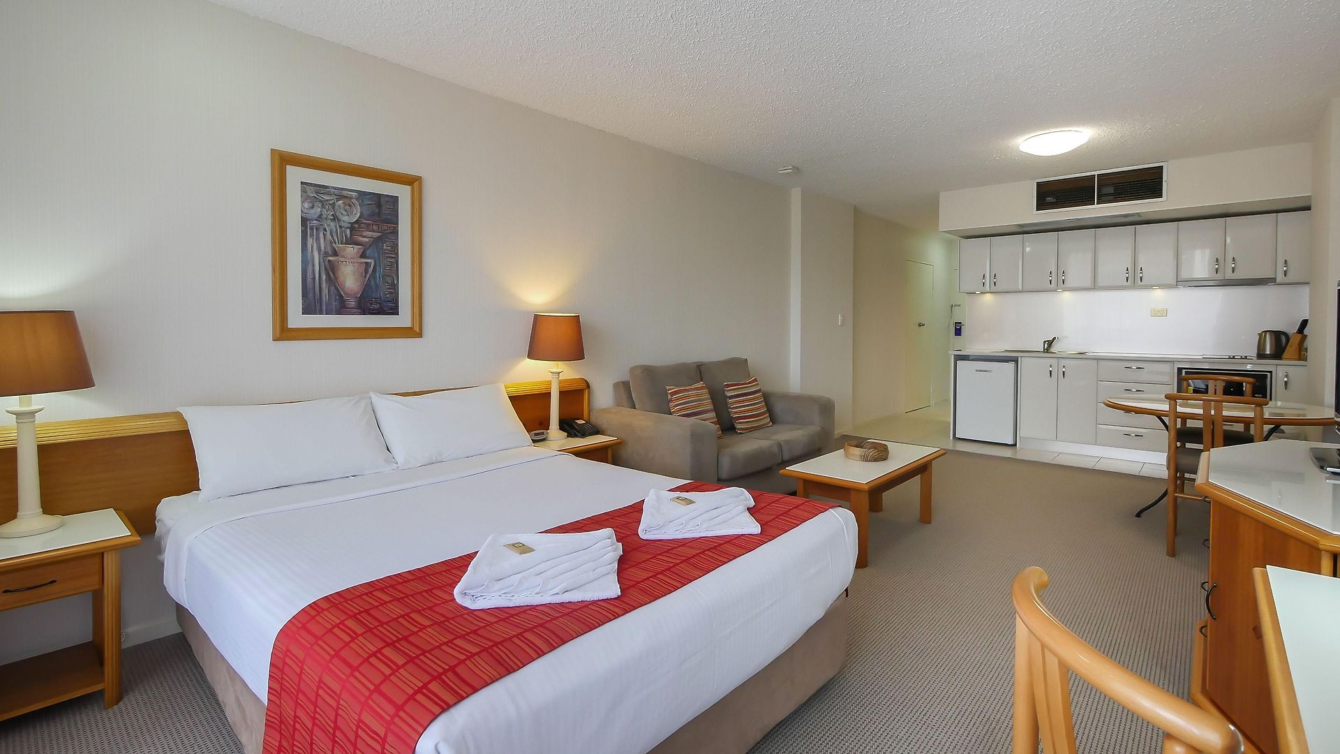 Aparthotel Summit 4*