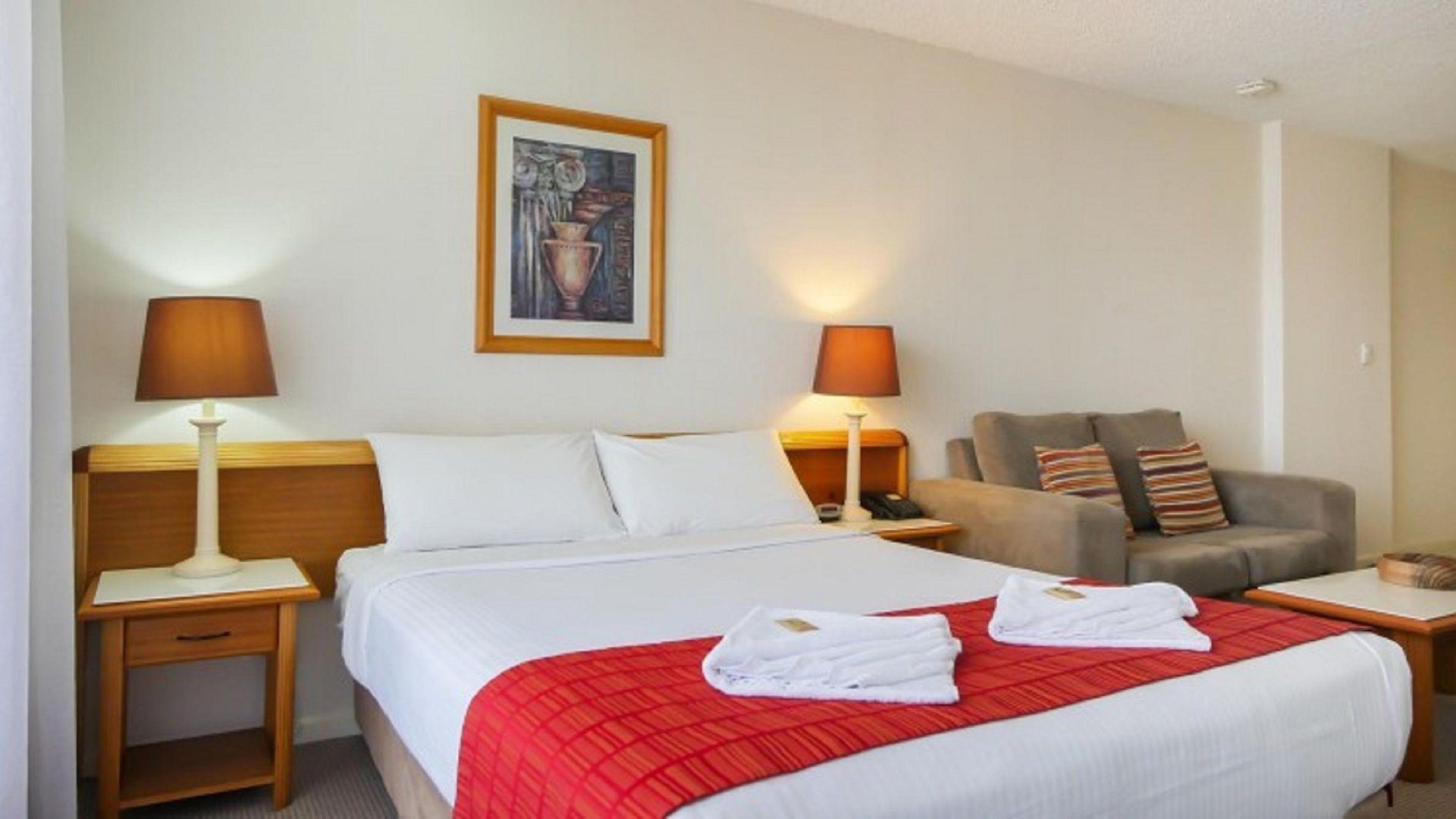 Summit Aparthotel 4*