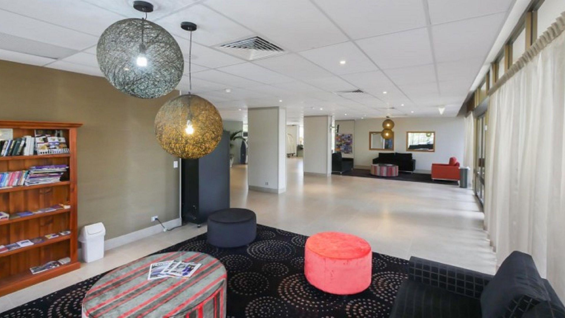 Summit Aparthotel