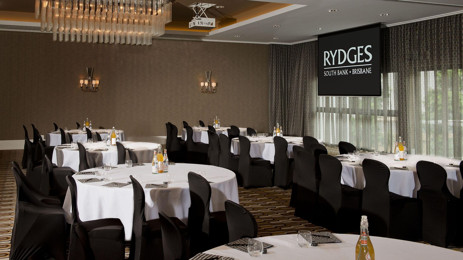 Hotel Rydges South Bank
