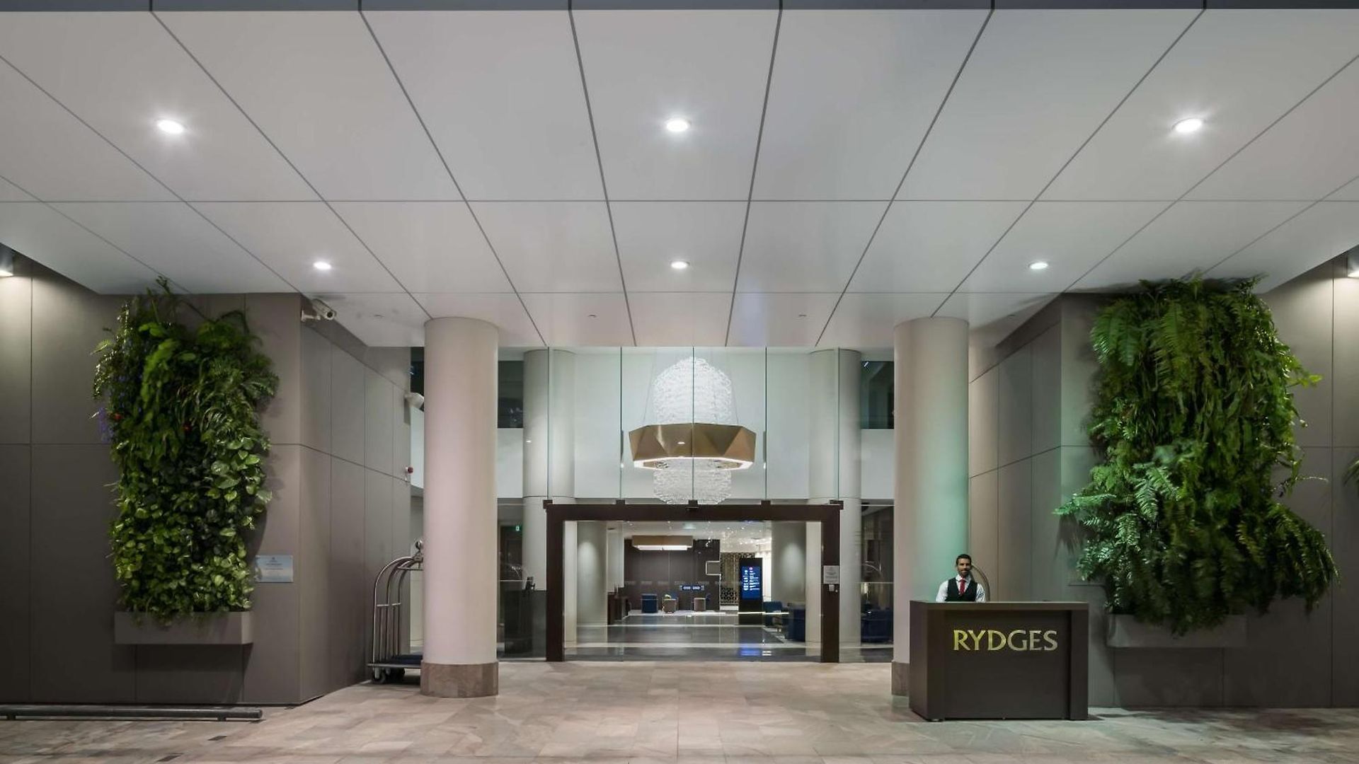Rydges South Bank Hotel