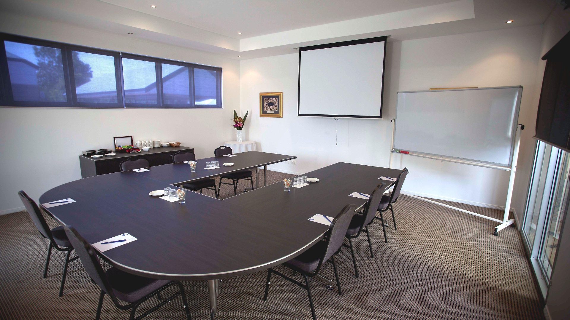 Comfort & Northgate Airport Inn 4*