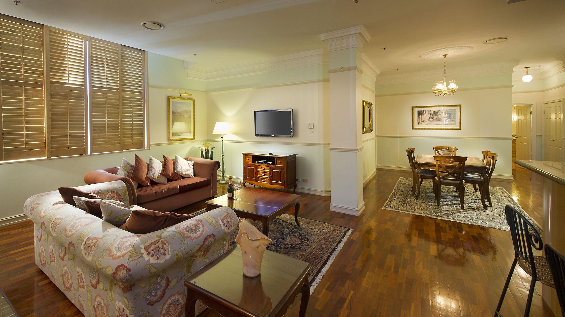 Royal 4* Brisbane