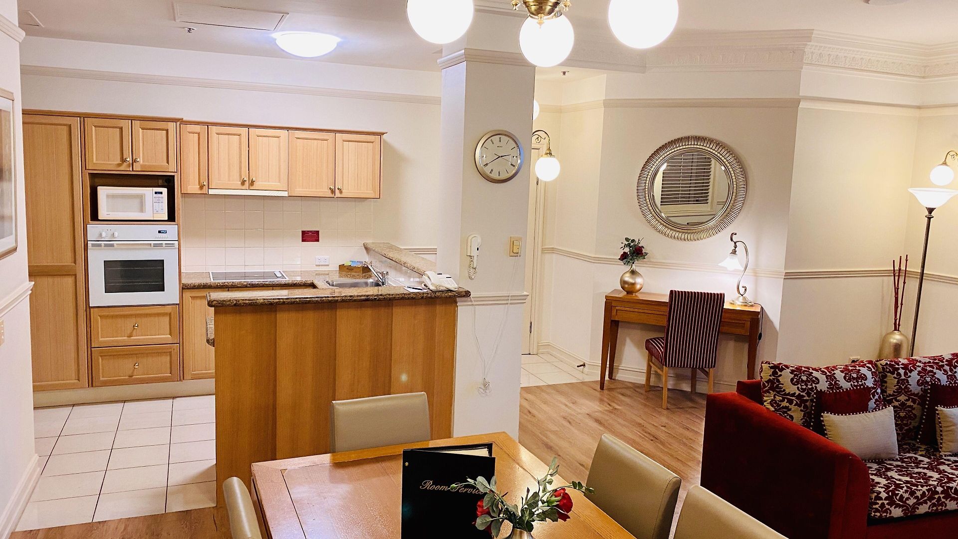 Royal Hotel 4*