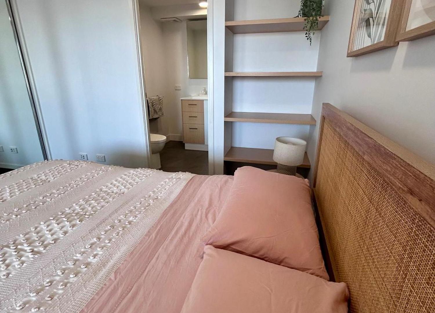 Apartment Location, Location, Location - Private Brisbane