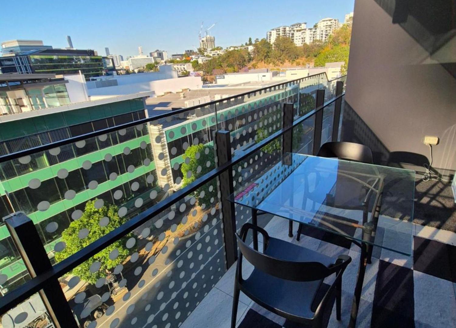 Private Bedroom & Bathroom In An Amazing Shared Homestay Brisbane