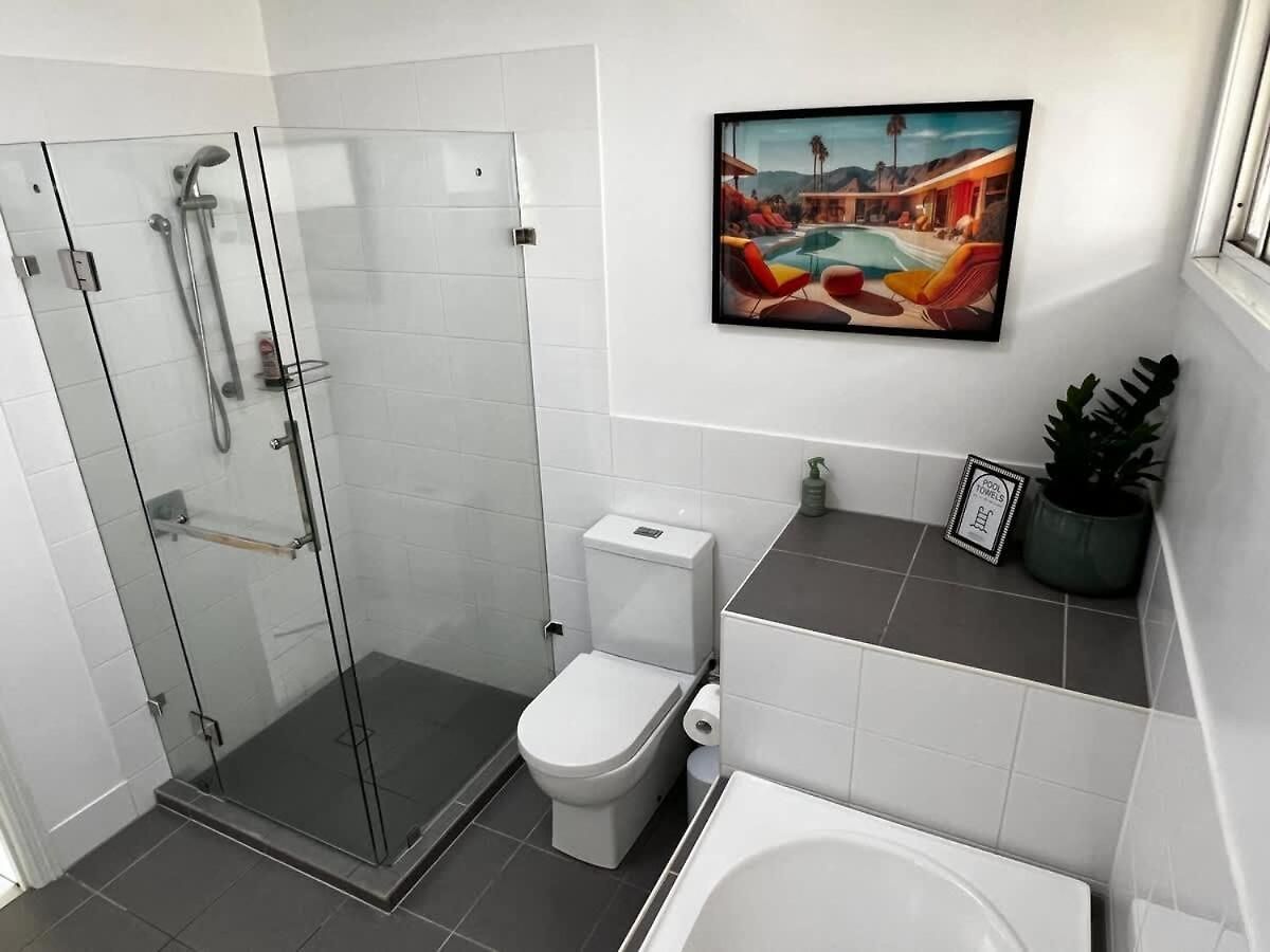 Holiday home Paddington Springs - Pool & Pet Friendly House