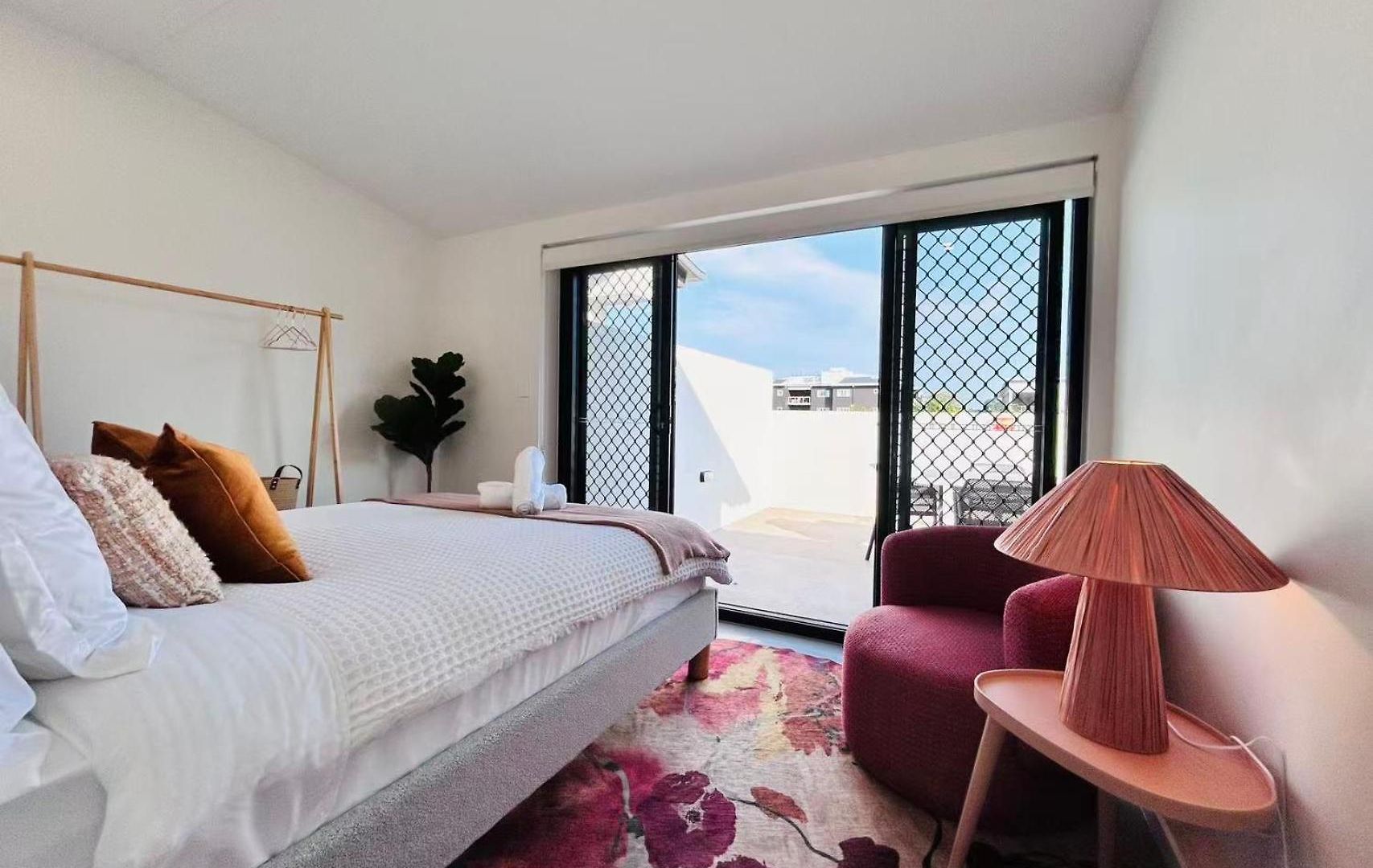Premium 3br Floor With Parking, Ev Friendly & Views
