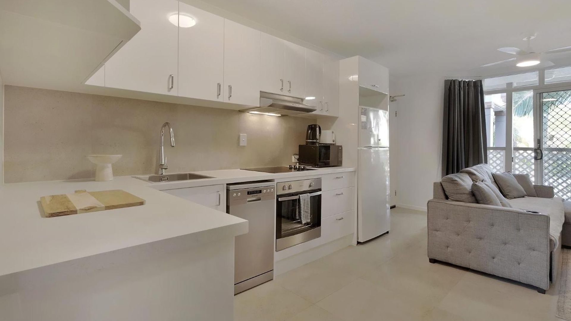 Comfortable 1br Near Uq, River Walks & Pool Apartment