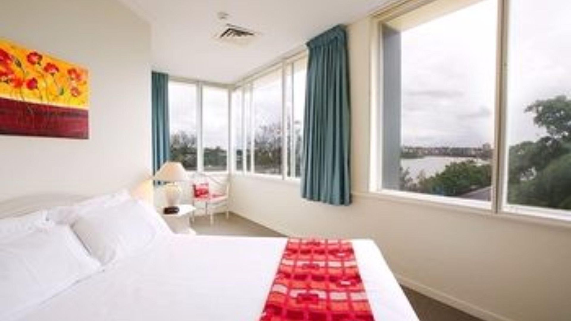 Chasely 4* Brisbane