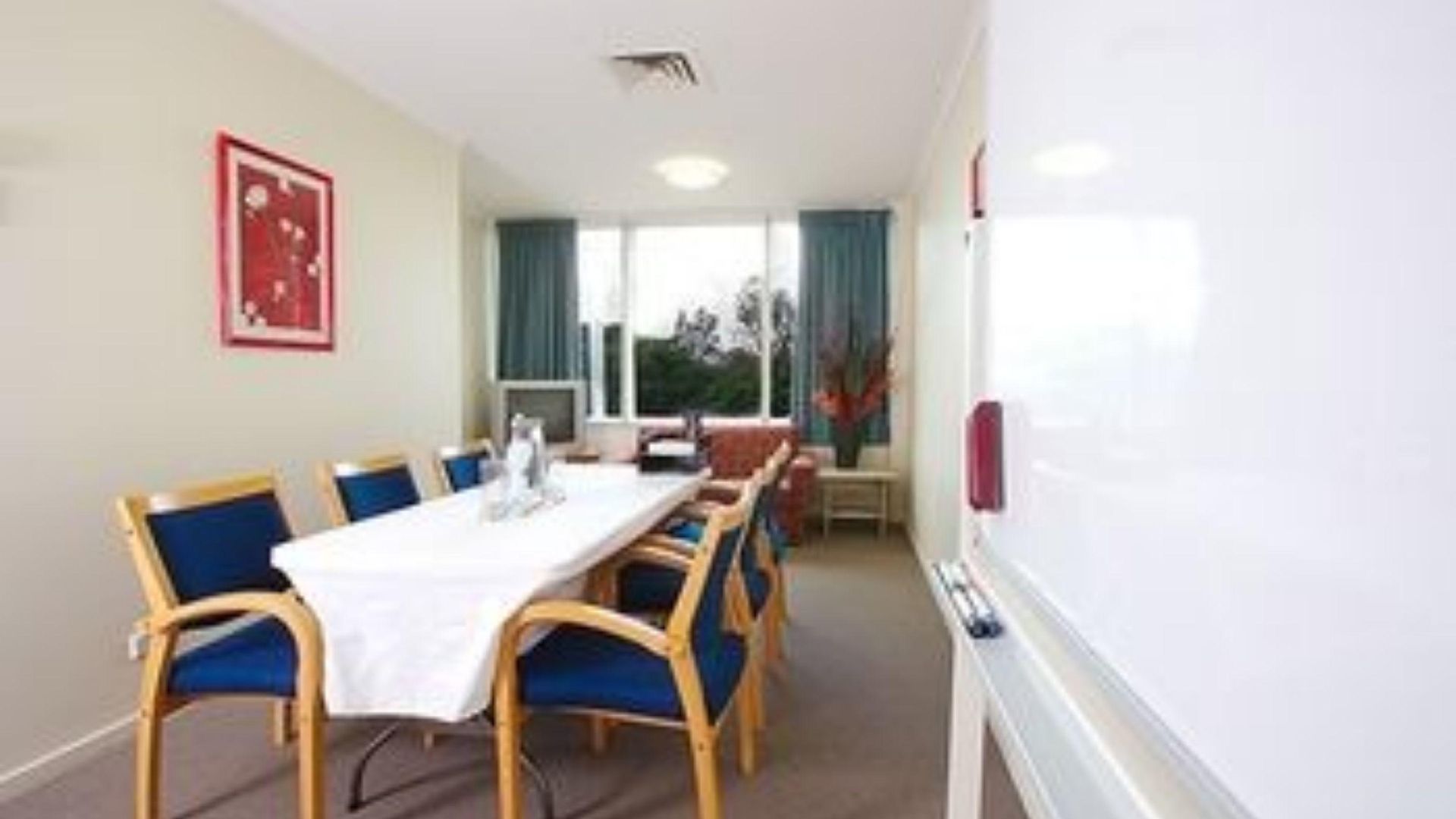 Chasely Aparthotel