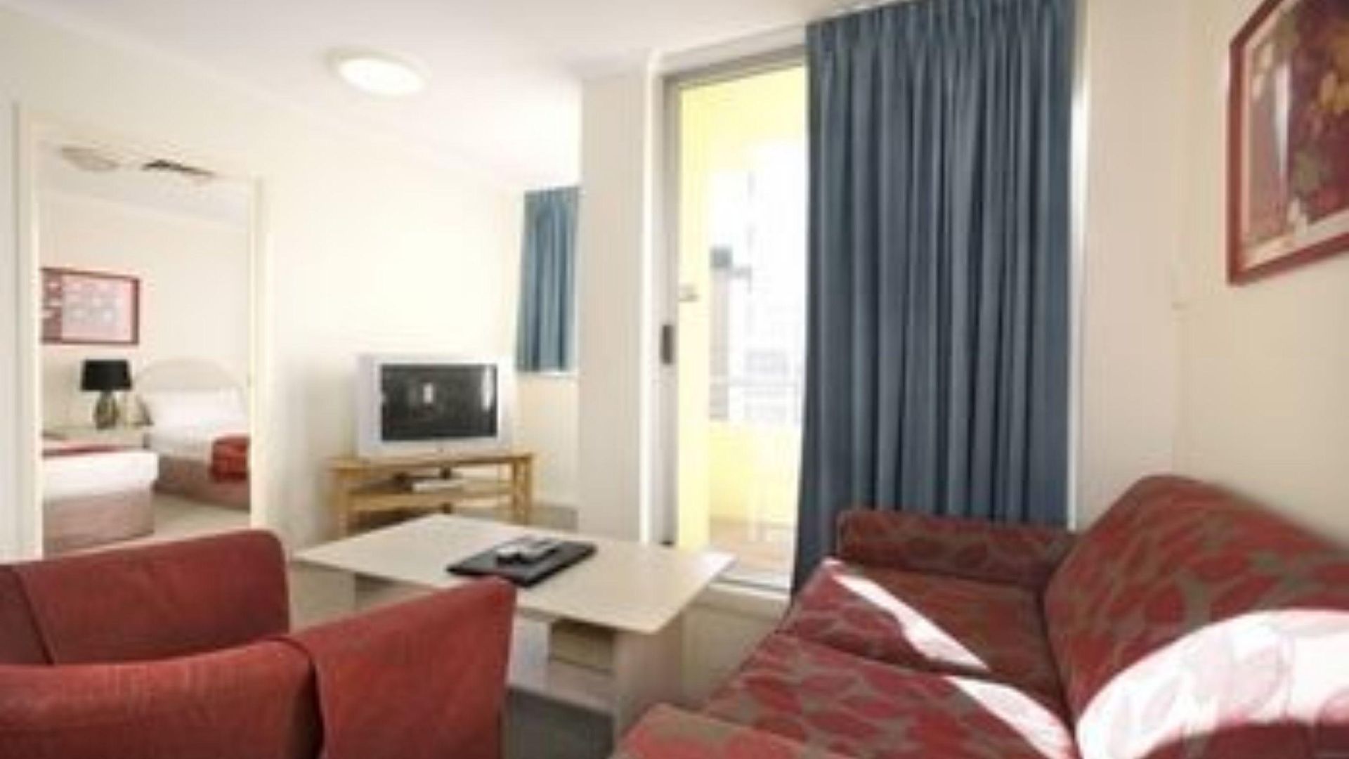 Chasely Aparthotel 4*