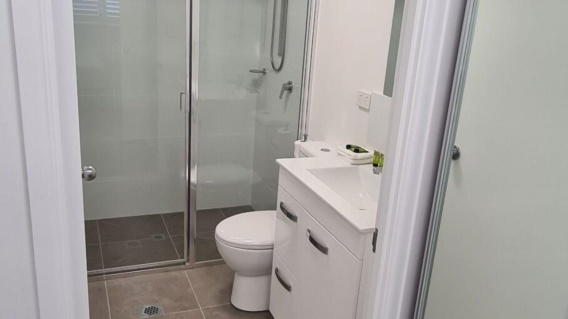Chasely Aparthotel 4*