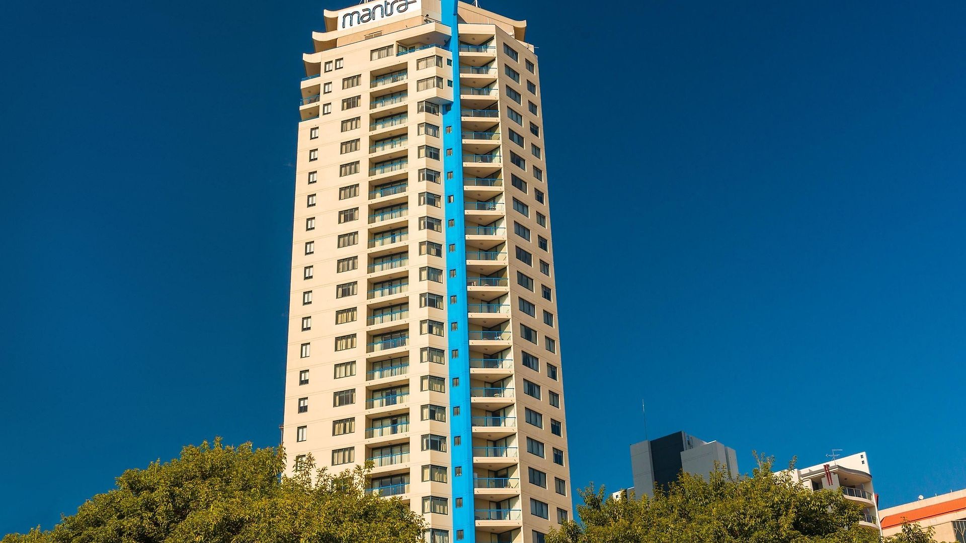 Hotel Mantra On Queen