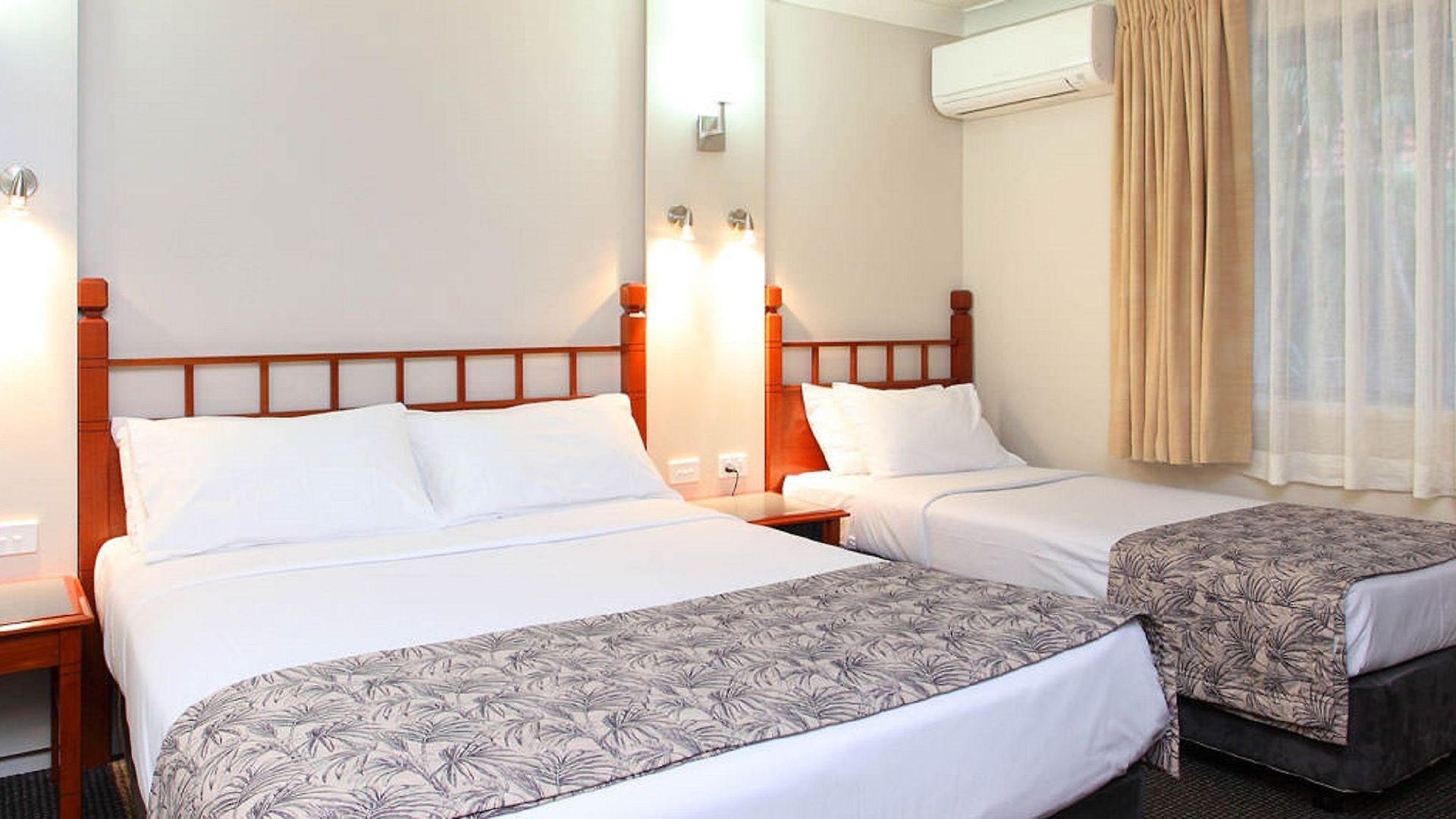 International Virginia Hotel