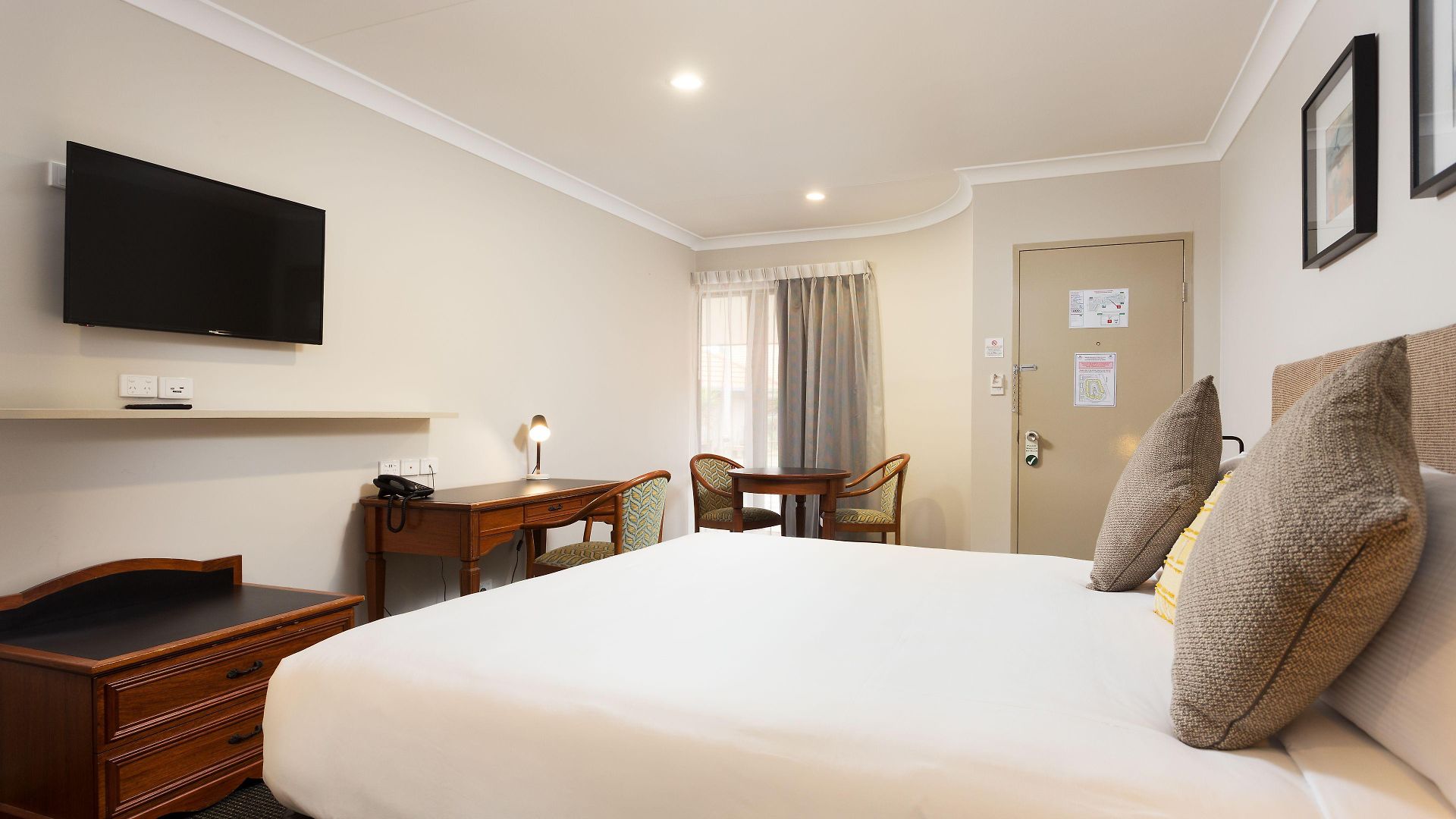 International Virginia Hotel 4*