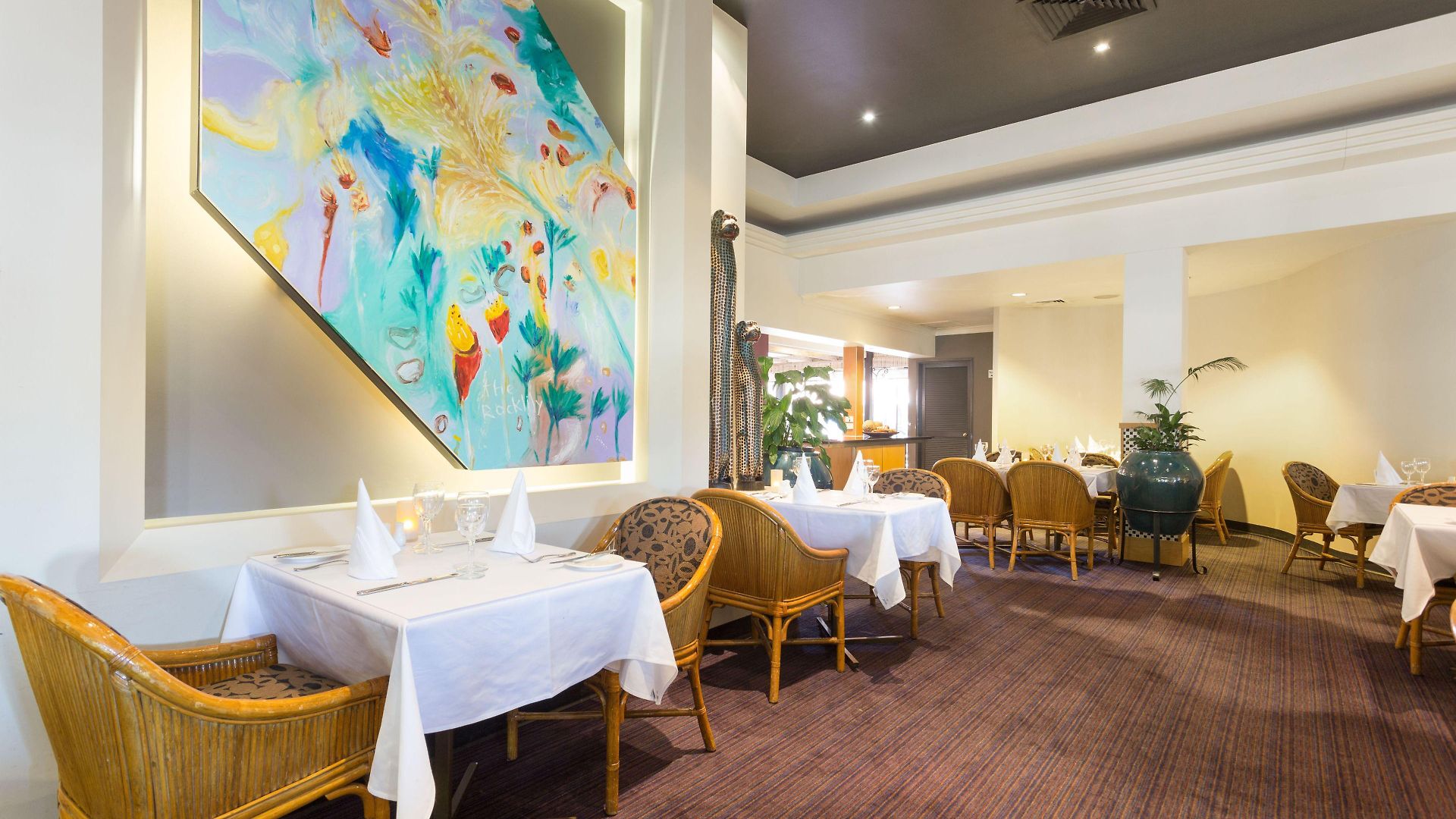 International Virginia Hotel 4*