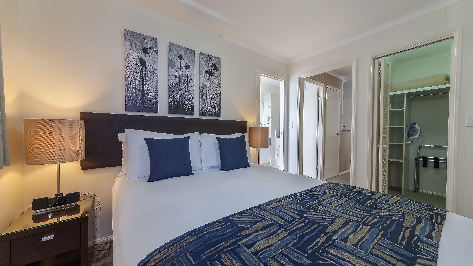 Aparthotel West End