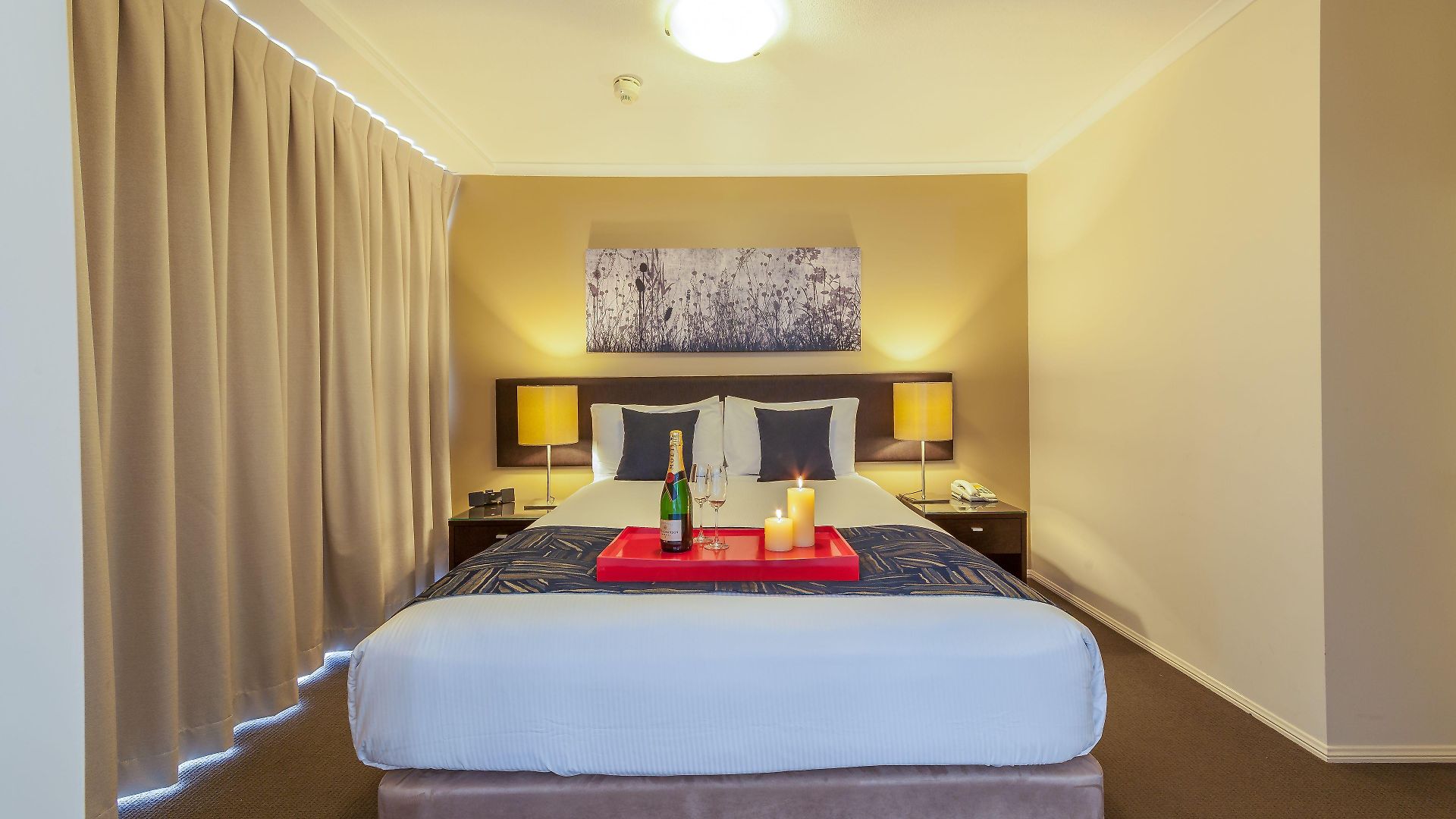 Aparthotel West End