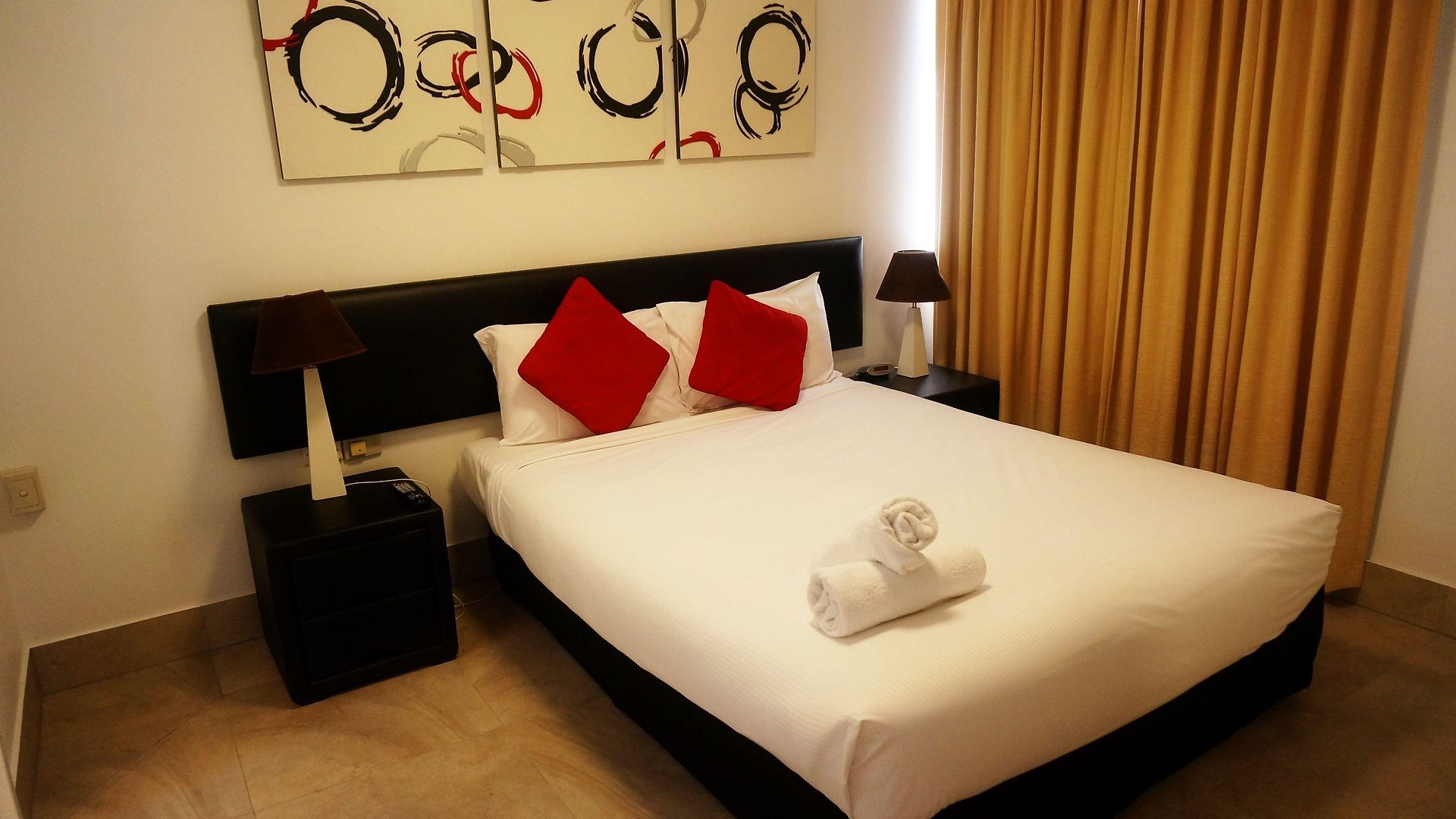 Abbey On Roma & Aparthotel 4*