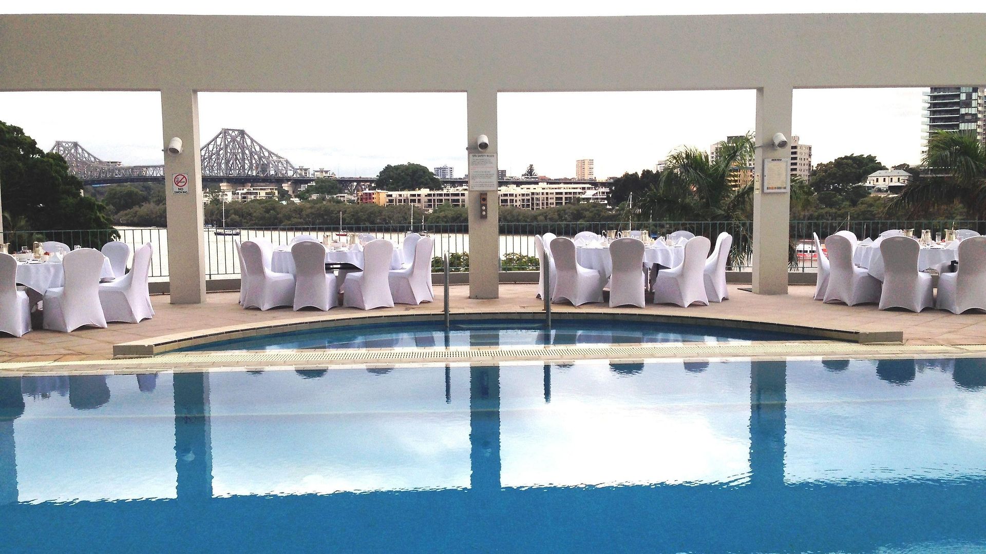 Stamford Plaza 5*