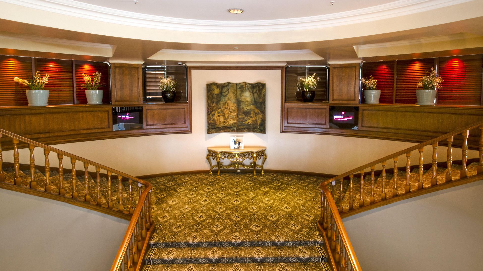 Stamford Plaza Hotel