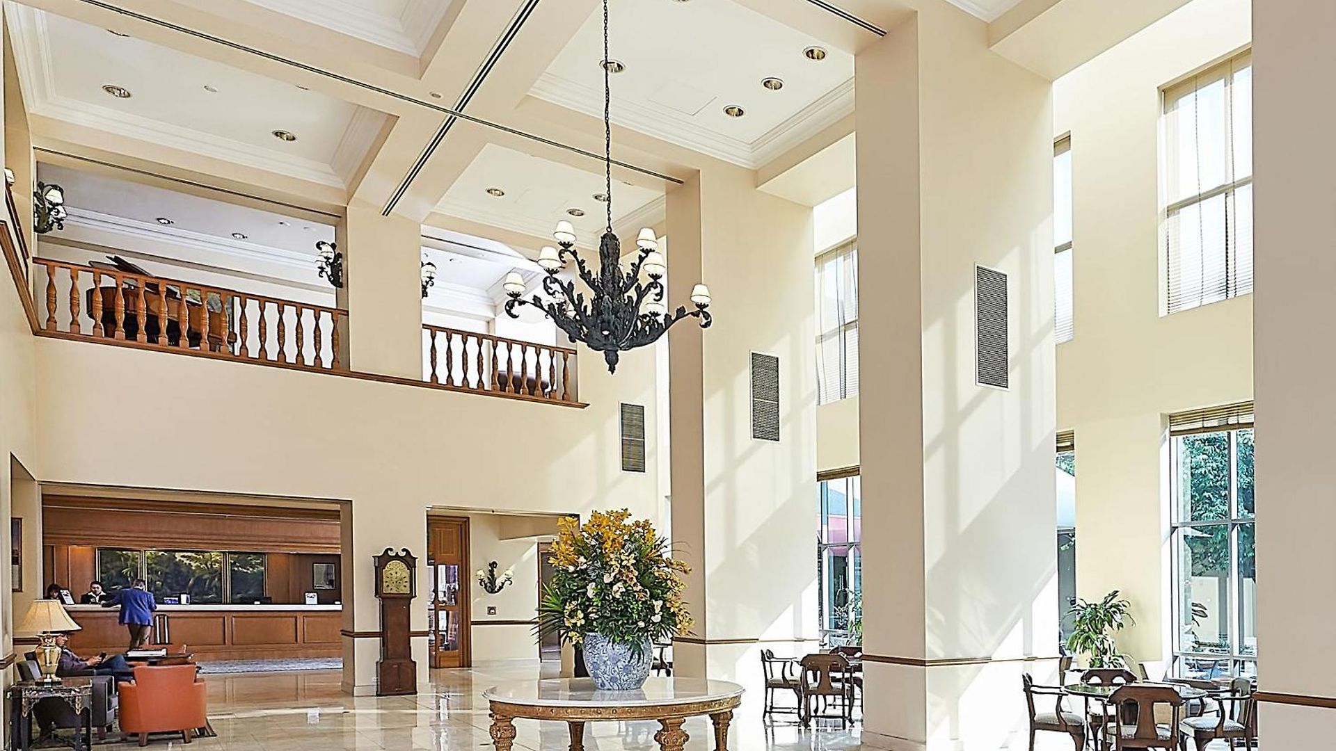 Hotel Stamford Plaza 5*