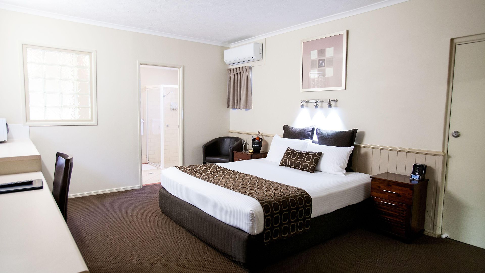 Quality Robertson Gardens Hotel