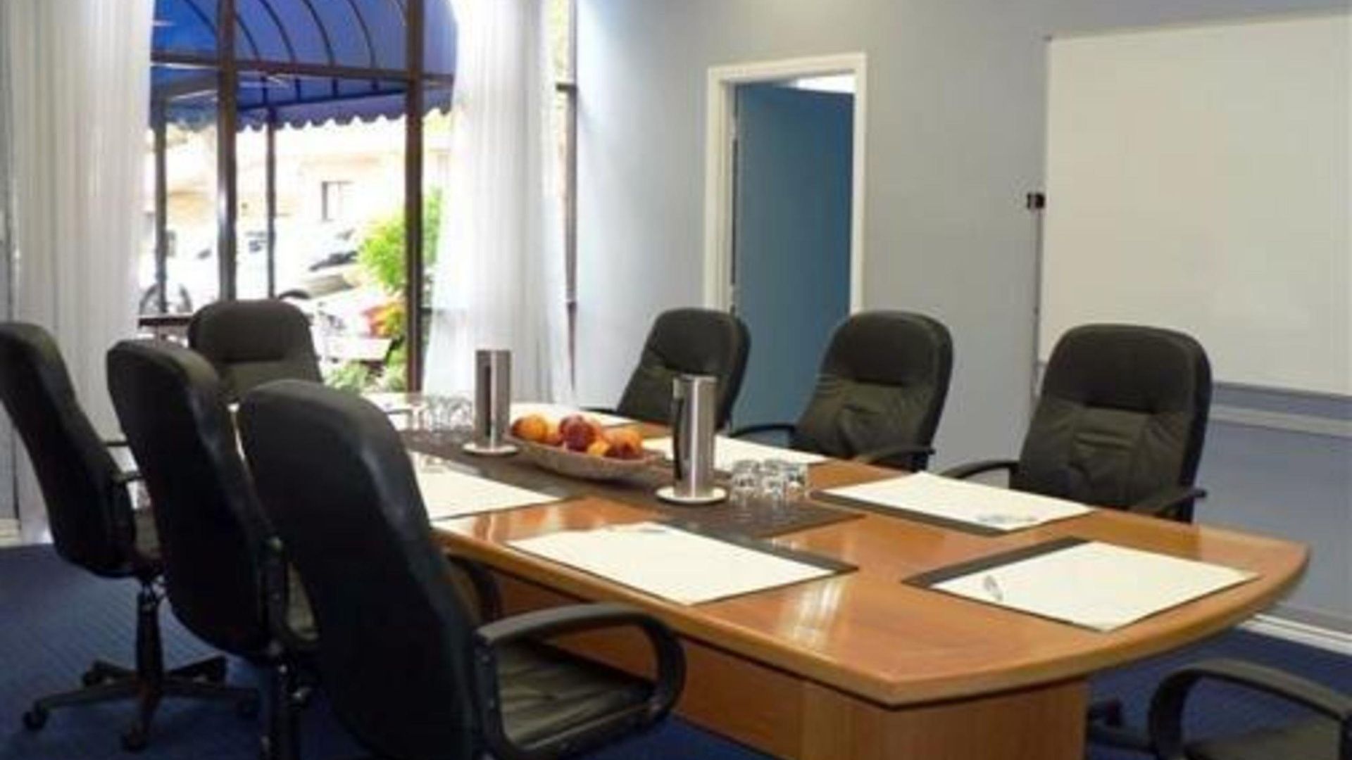 Quality Robertson Gardens Hotel