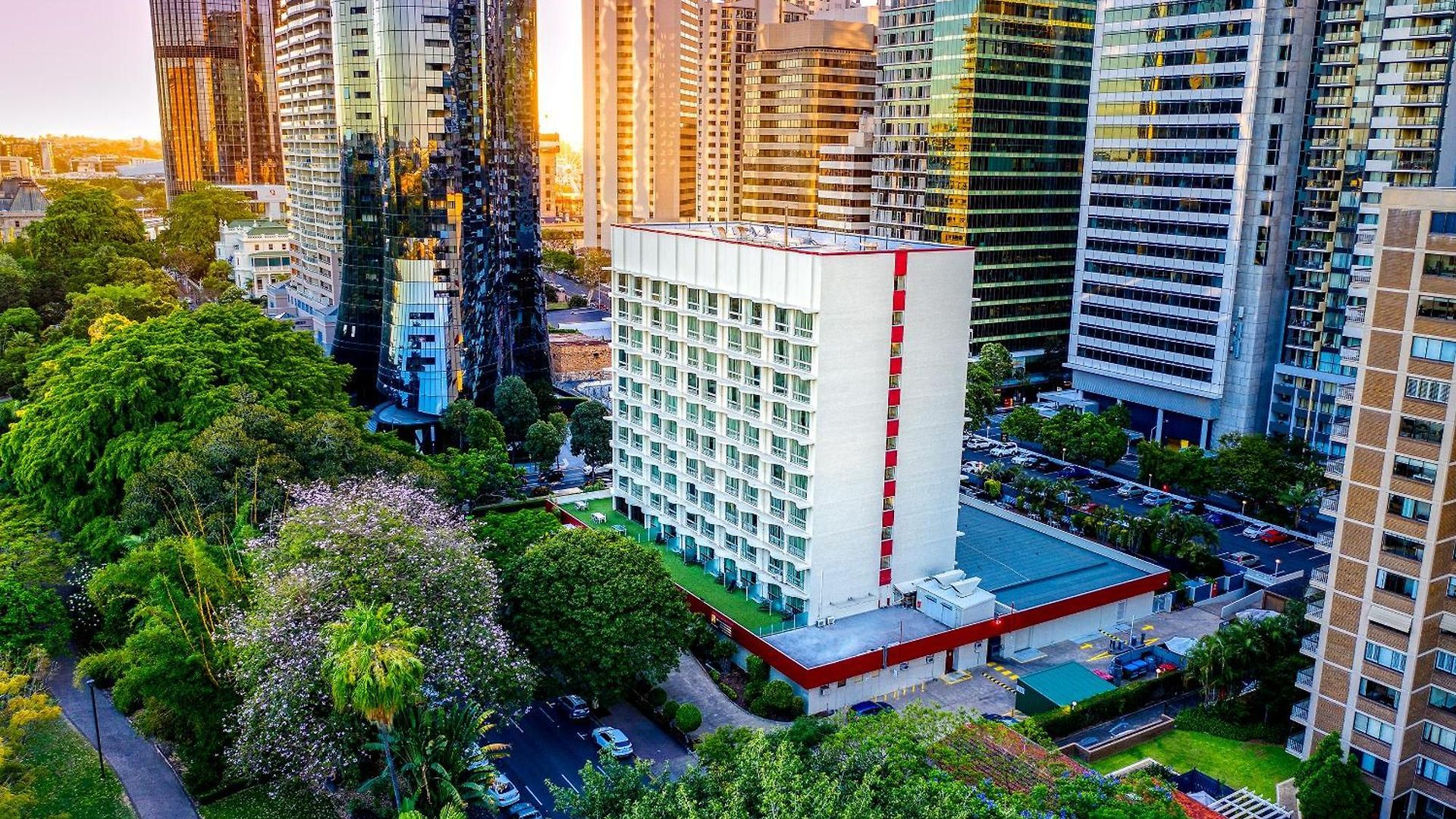Royal On The Park Hotel Brisbane
