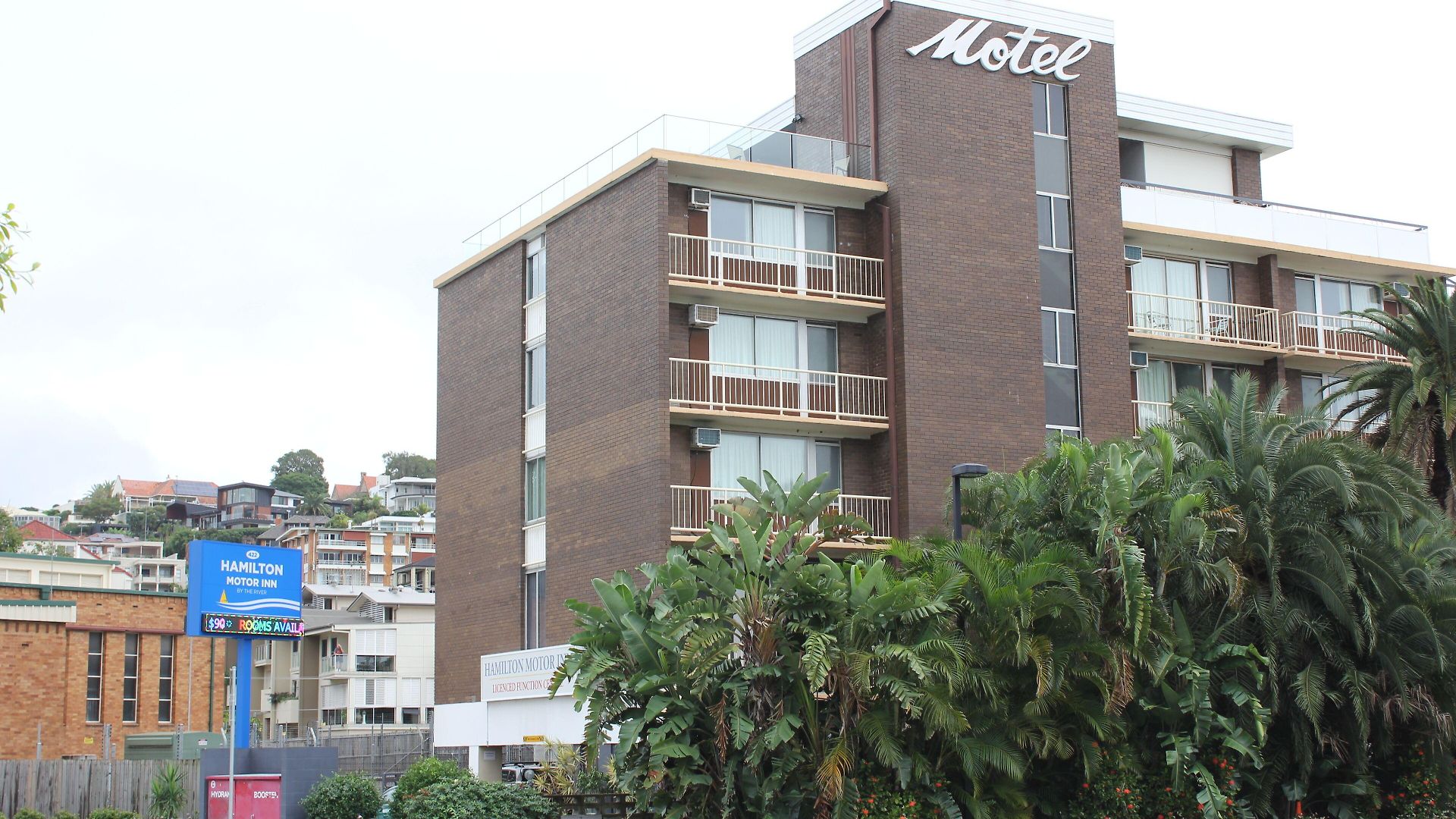 Hamilton Motor Motel 3*