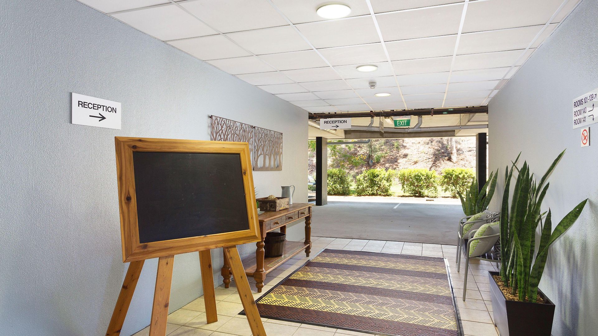 Motel Rocklea International