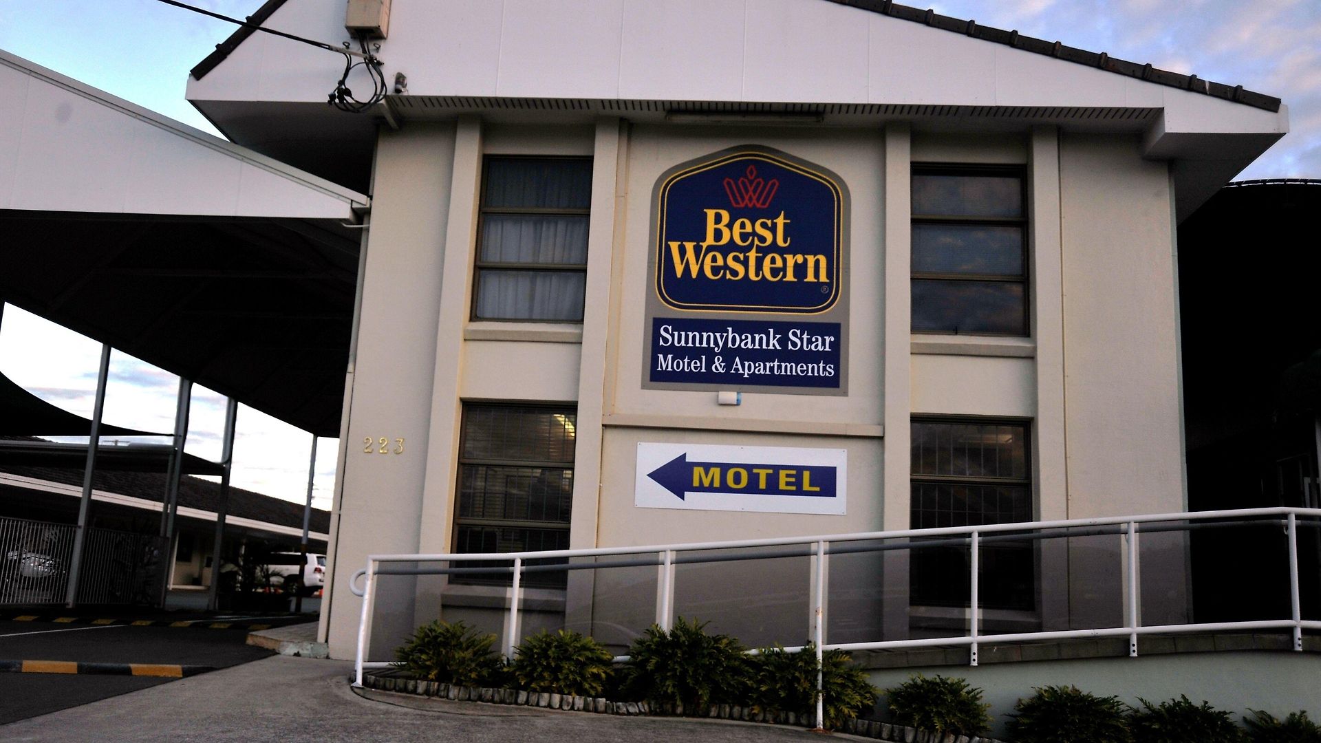 Hotel Sunnybank Star