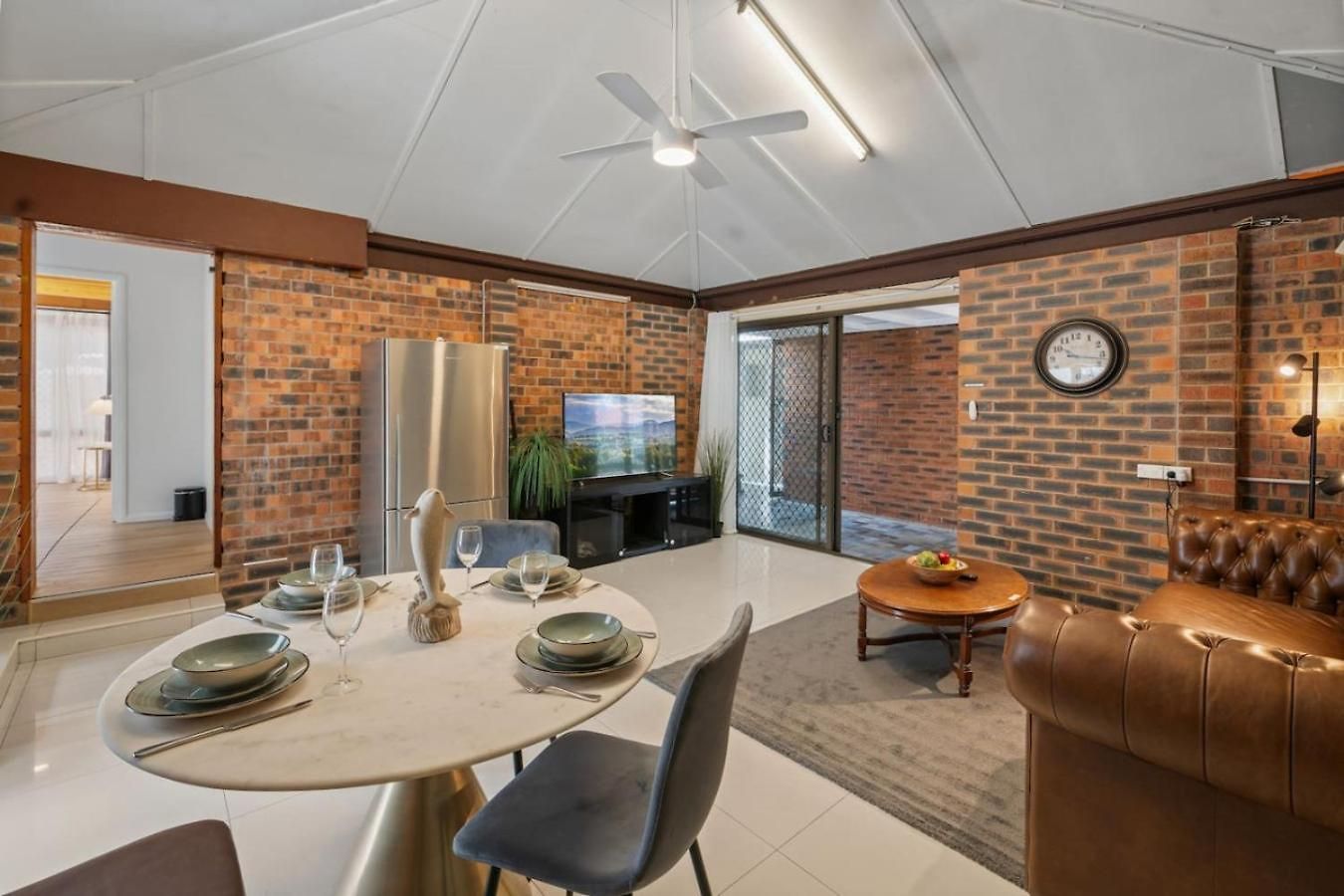 Urban Comfort Cozy And Convenient With A Shared Pool * Brisbane